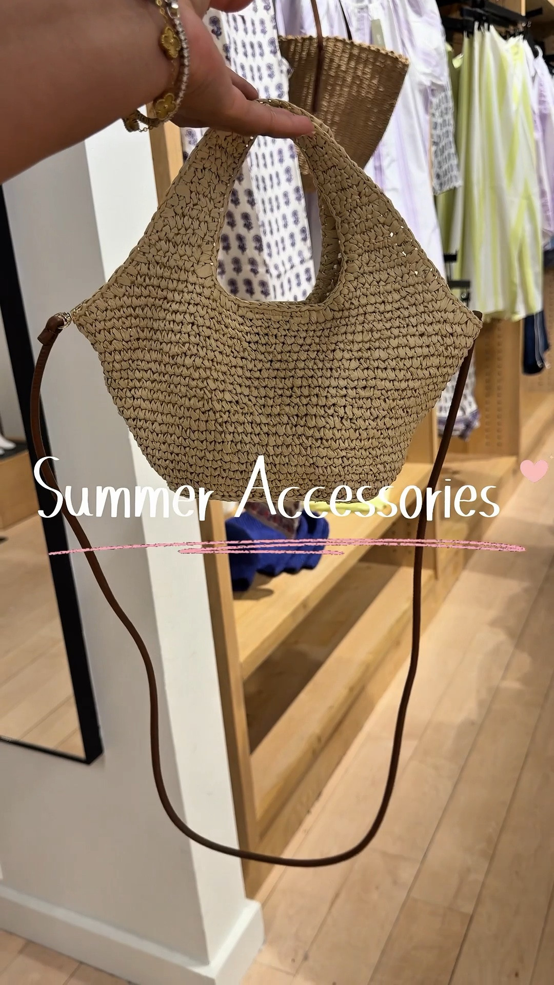 These summer accessories are sooo good !!!