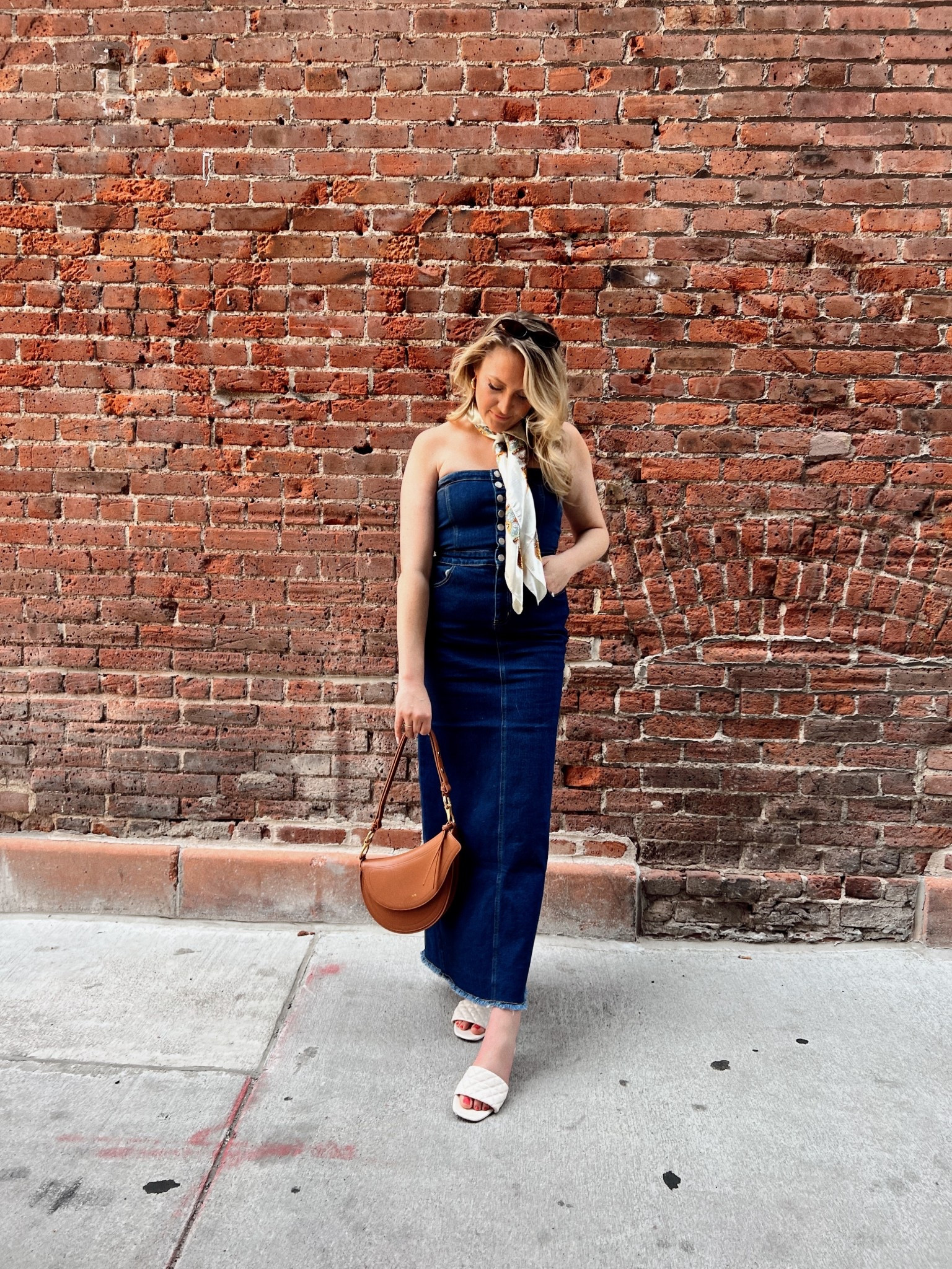 me 🤝🏻denim dresses 

#LTKSeasonal #LTKFindsUnder100 #LTKMidsize