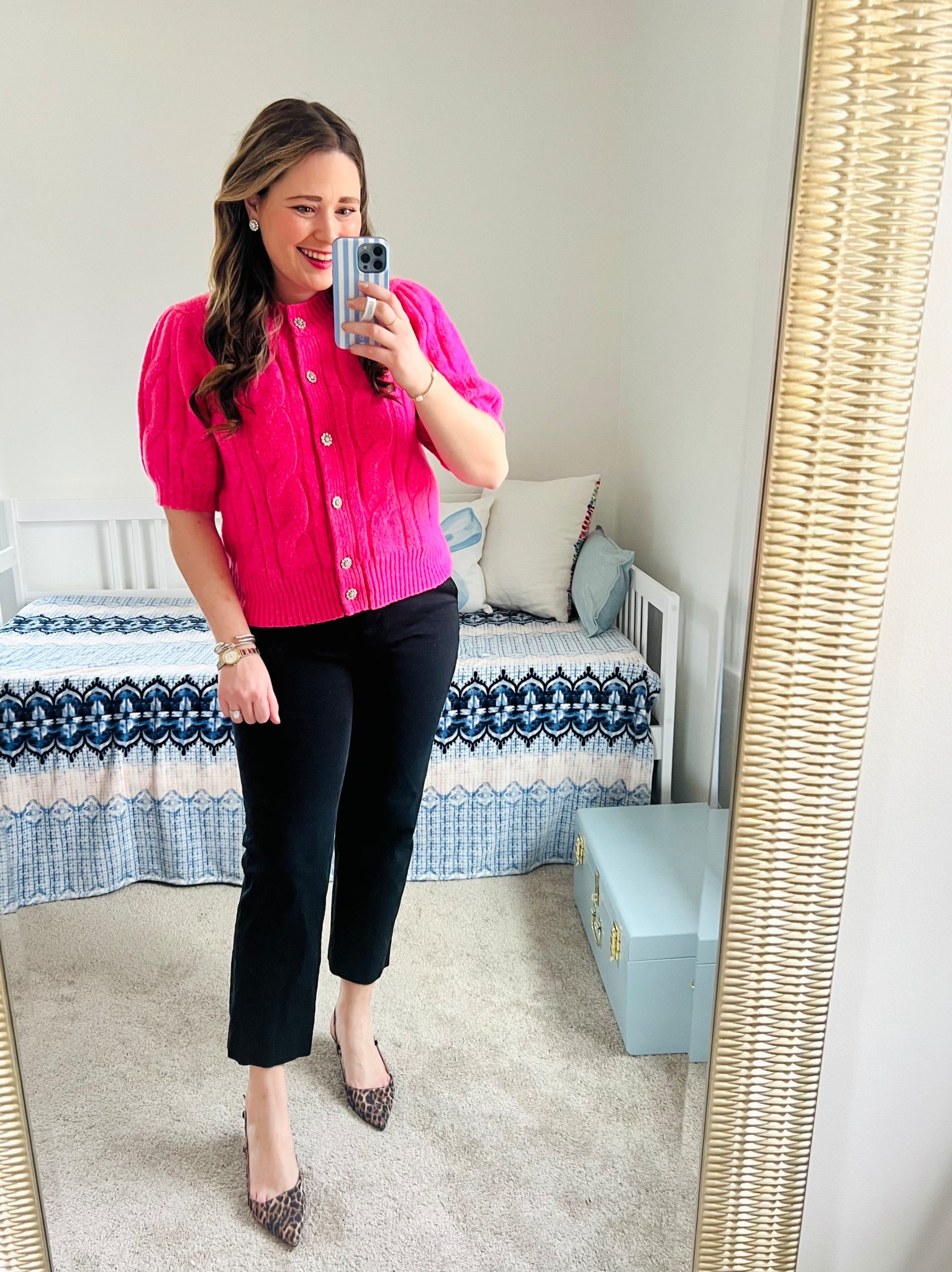 Hot pink sweater || winter work outfit 
