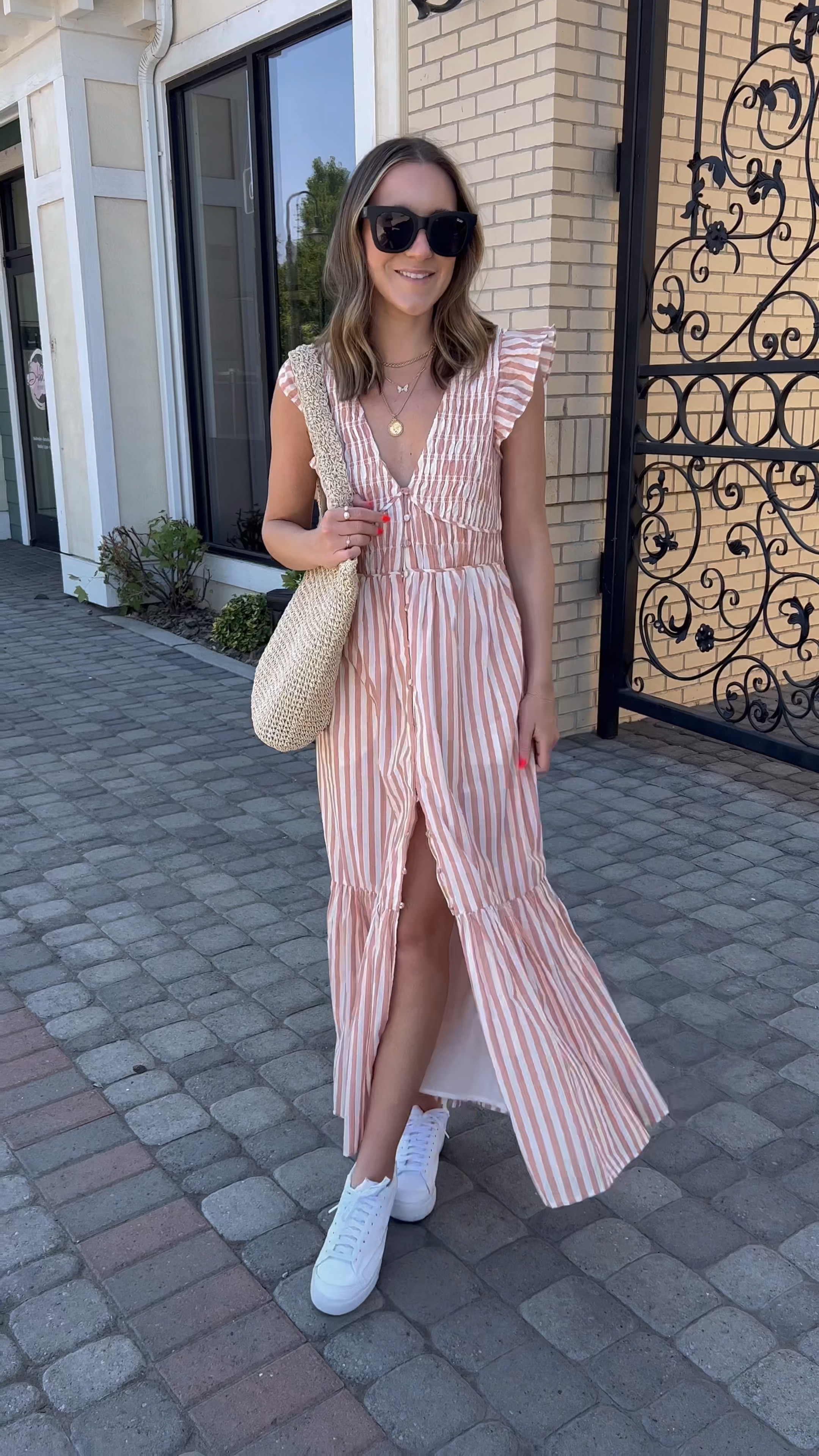 The dress of summer☀️ get 20% off with code ASHLEY20

Anthropologie / anthro sale / striped dress / midi dress / straw tote bag



#LTKsalealert #LTKxAnthro