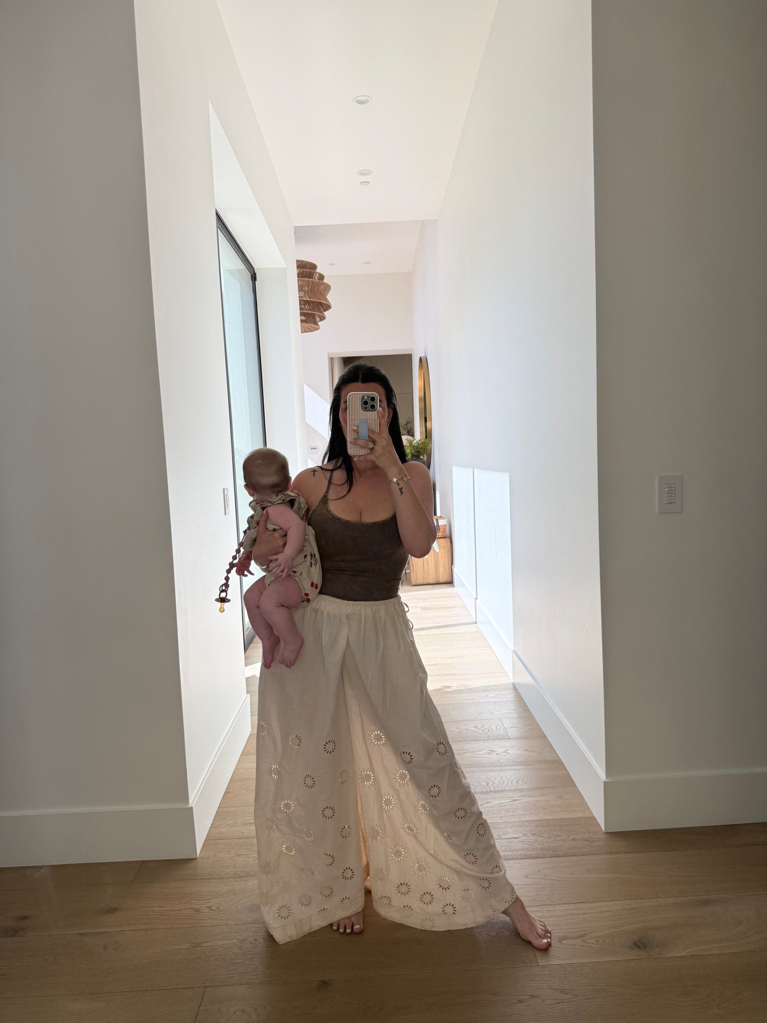 Comfy mom ootd 🐻





Free People, Fashion, Mom Life

#LTKgrwm #LTKmomlife #LTKootd