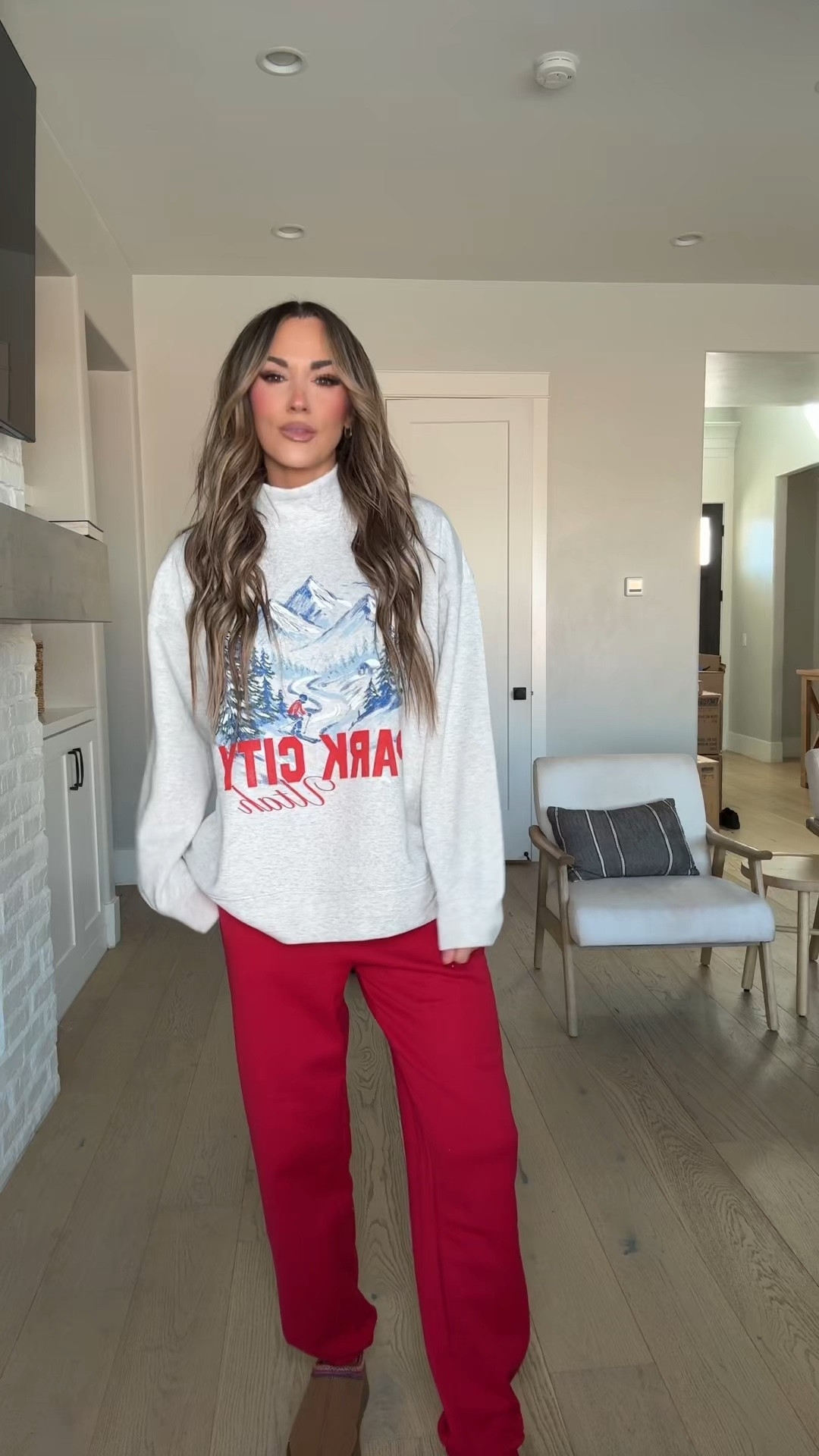 @Walmart new arrivals are so good! And for only $15 the quality is amazing! Wearing a large in the nick neck and a medium long in the sweats #walmartstyle