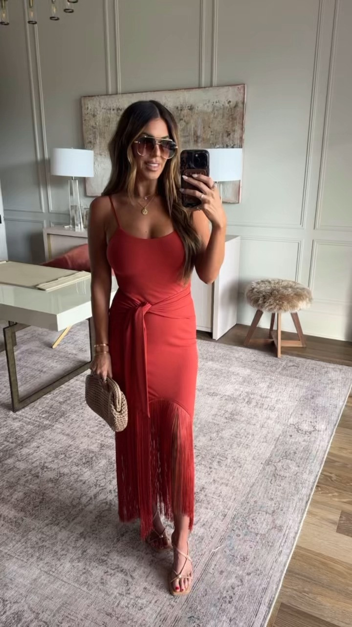 wearing a small! use my code hollie35 for 35% off!

#LTKOutfits #LTKSpring 

 

#LTKSeasonal