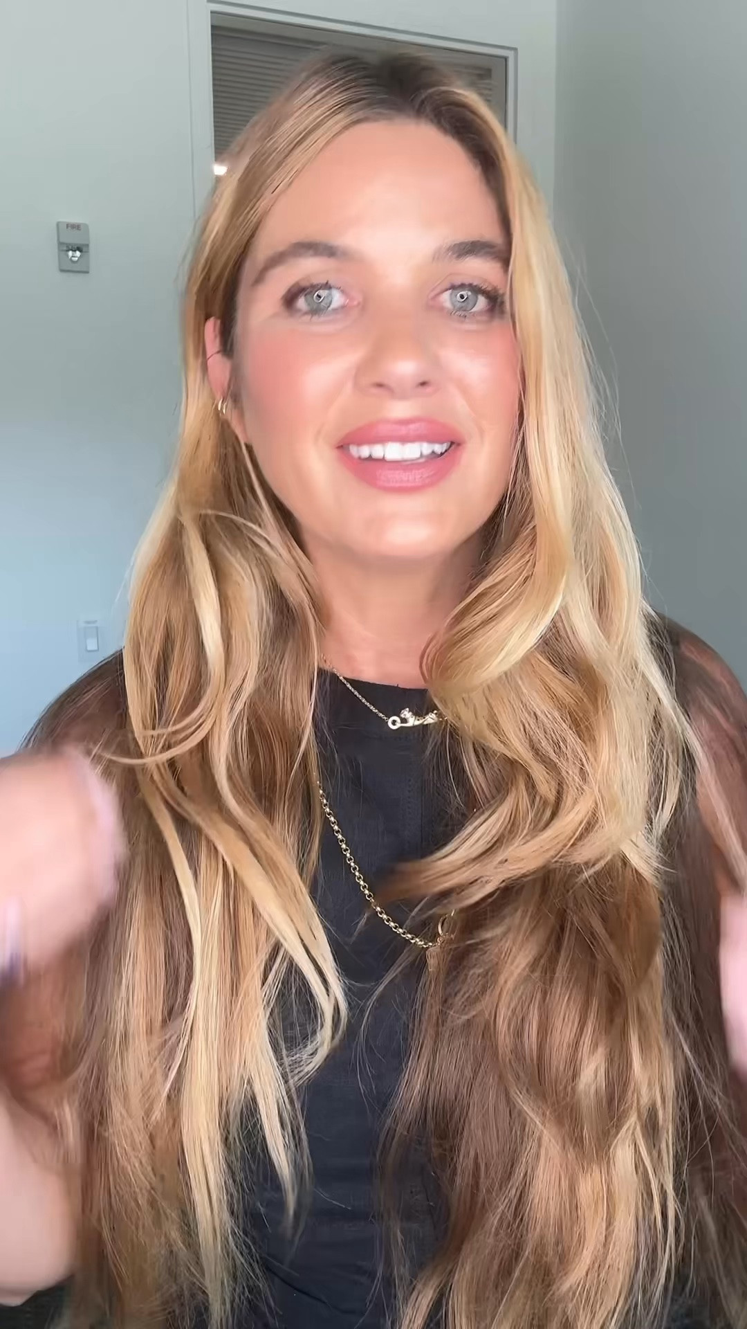Professor style //
Top: 6
Jeans: 27
French Face medium sand and medium deep sand 
Kosas multi stick 
Lisa Eldridge Olive  eyeliner 
Académie Hair Sea Glass (use LTK15 to save) and T3 hot rollers

#LTKdayinmylife #LTKWorkwear #LTKBeauty