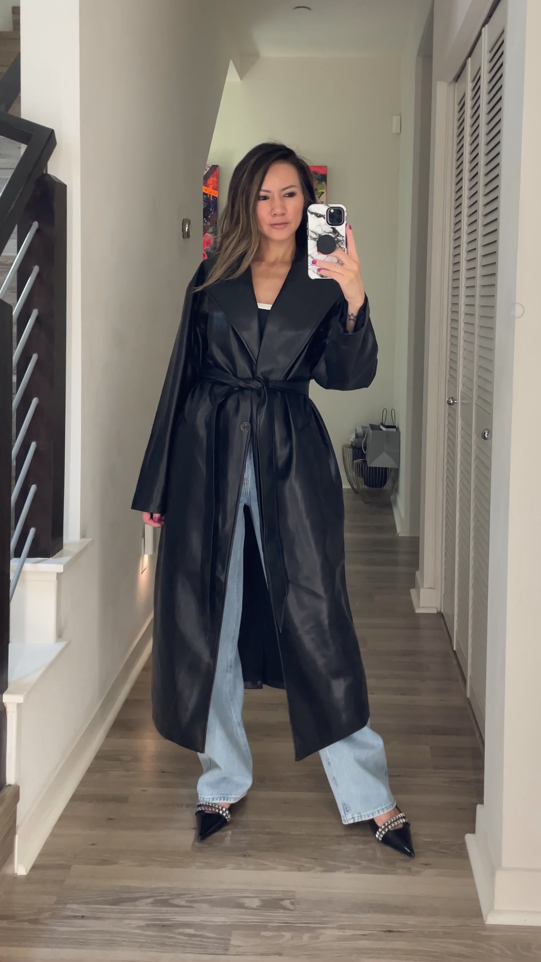 My leather trench coat is back in stock! I’ve been looking for one for a while and this one is so good. It’s buttery soft and perfect for fall. My barrel jeans are also on sale! They sold out so fast. It’s a subtle barrel jean and the fit is perfect. My bodysuit is on sale for $25!

Leather trench coat, barrel jeans, jeans, bodysuit, kitten heels, fall outfit, sale, Nordstrom, The Stylizt 



#LTKSaleAlert #LTKSeasonal #LTKStyleTip