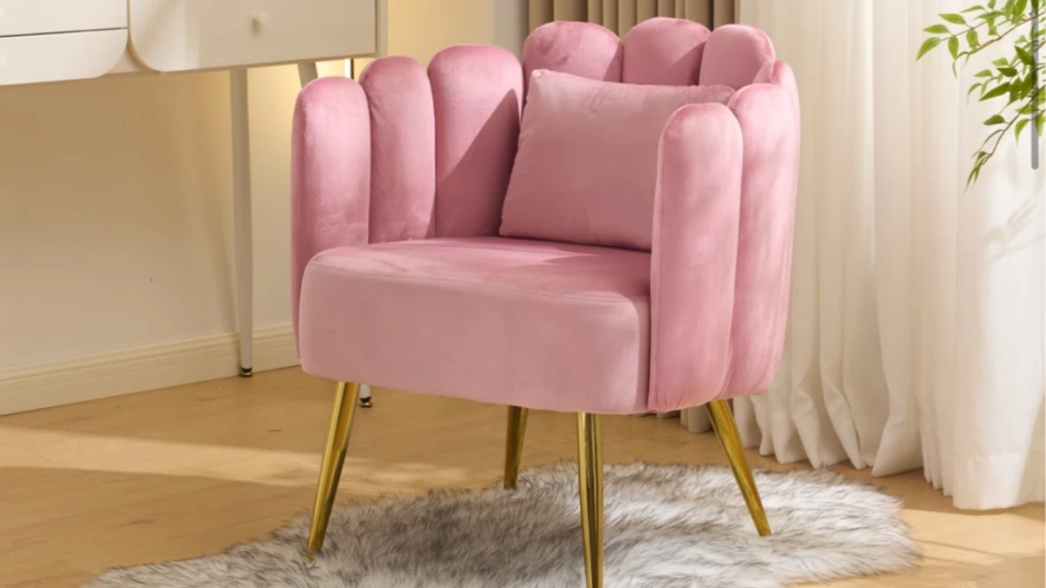 So I finally decided on this little cute number.

#LTKU #LTKHome #LTKSaleAlert