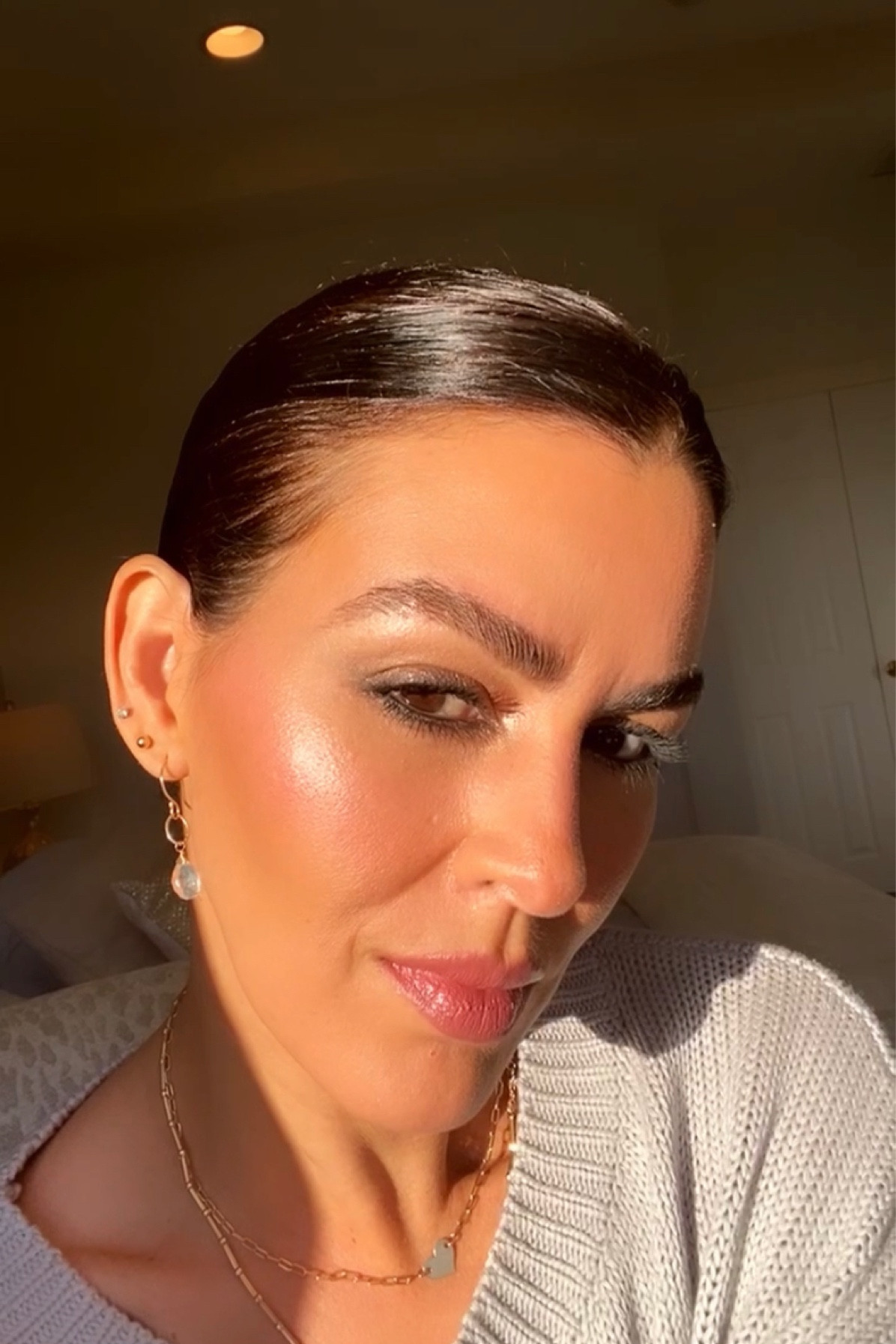 Easy Smokey eyes makeup! 
Products details: 
1.Eyeshadow palette is Natural nudes by Too Faced. Using colors; sparkling Sable and Sparkling sand.
2.Graphblack liner from Mac.
3.Chubby stick lash mascara from Clinique.
4. Clinique loose transparency 3 powder.
5. Conceal and perfect concealer as eyeshadow base, in light natural.
6. Lipstick is Clinique bare pop.
7. Highlighter and cream blush are Clinique chubby stick in v color Roly poly rosy and 01 hefty highlight.
Brow palette from maybelline in deep brown. 


#LTKSeasonal #LTKbeauty #LTKFind