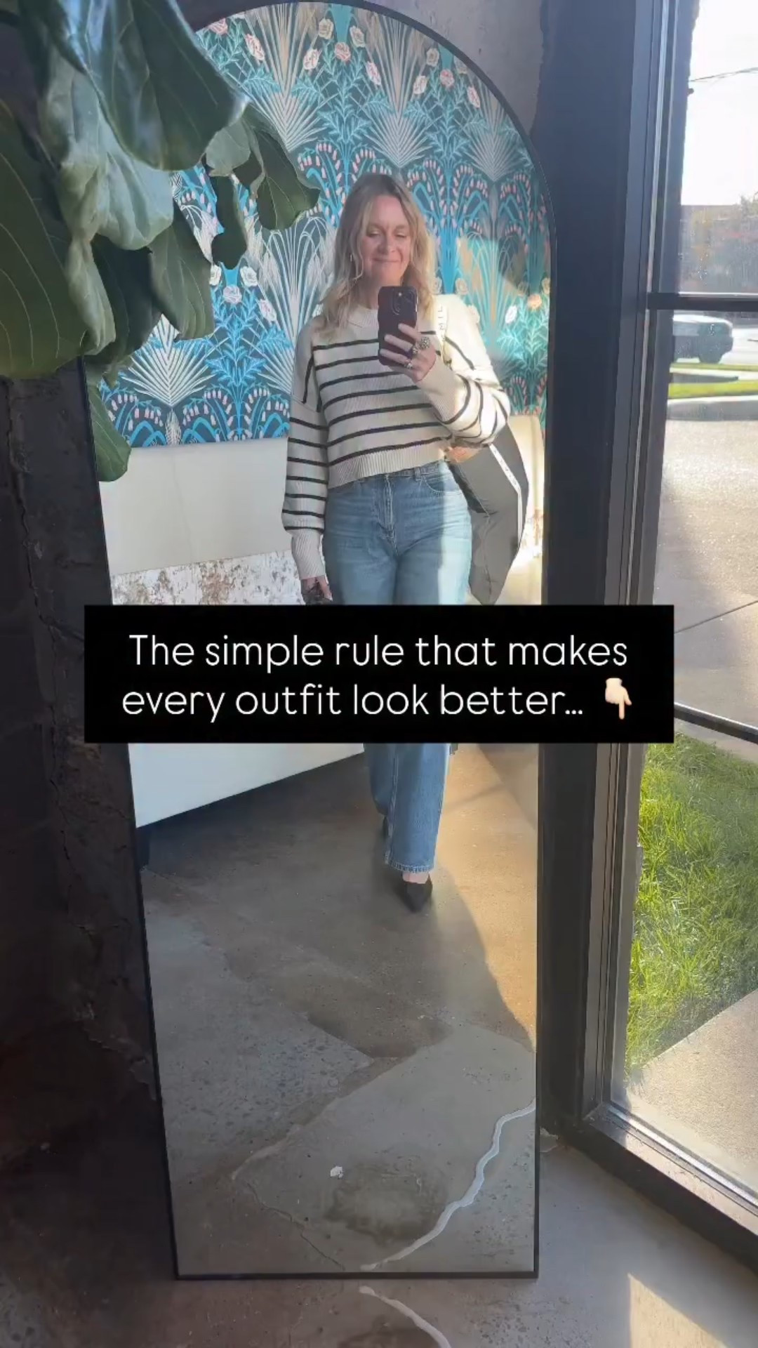 ✨ Ever put on an outfit and feel like something is off? The secret is The Rule of Thirds! 

Instead of splitting your outfit in half (which can make you look boxy or unbalanced), try dividing it into ⅓ + ⅔ proportions. This creates a more flattering, effortless look.

👖 Example: High-waisted jeans + a tucked-in sweater = ✔️

🚫 Low-rise jeans + a long untucked top = ❌

Try it out and see the difference! Would you wear this? 👇

#personalstylist #stylehack #fashiontips #howtostyle #effortlessstyle #styletricks #fashionhacks #wardrobetips #ruleofthirds #stylemadeeasy #outfitideas