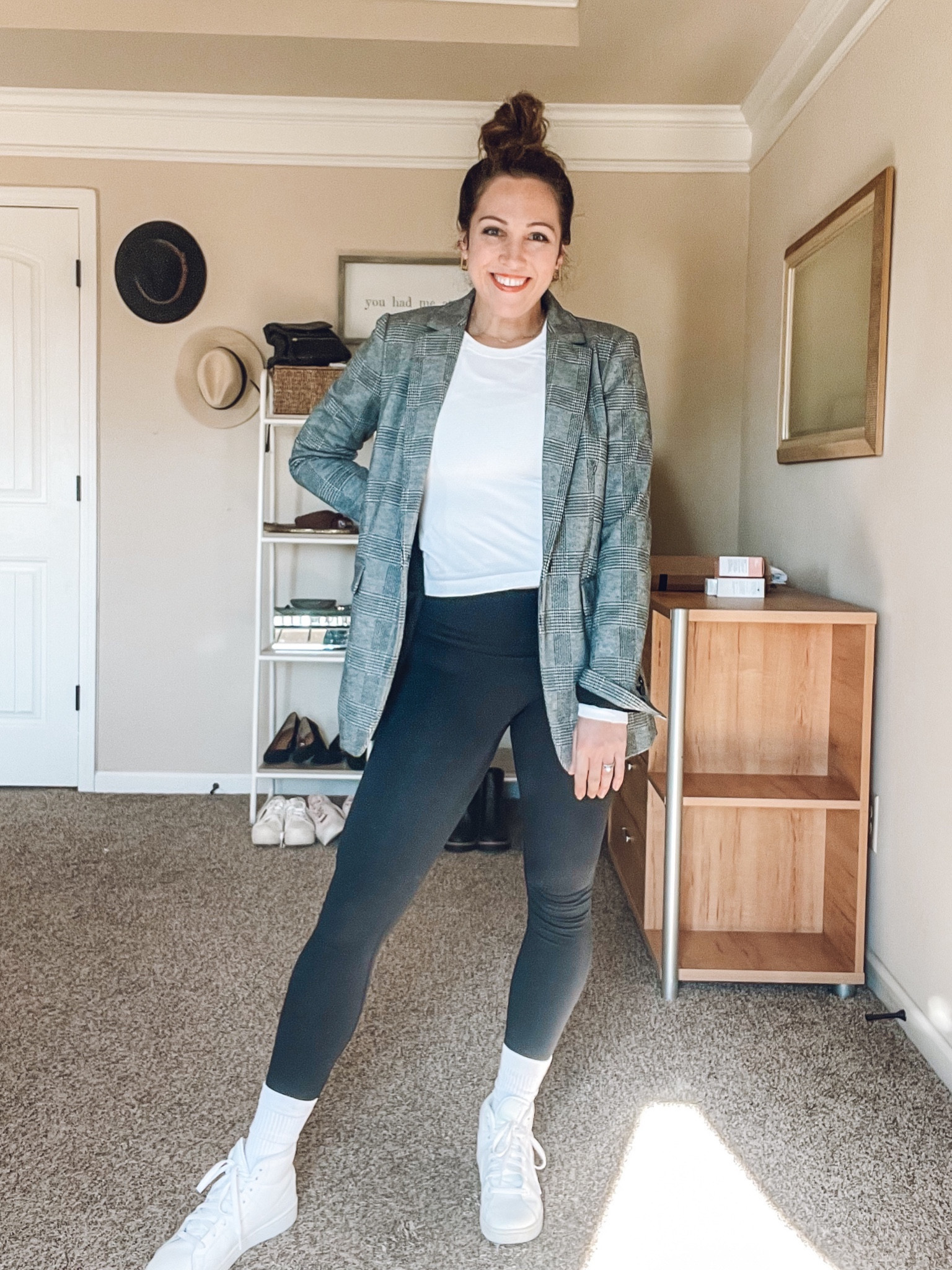 Errands to Gym || You can never go wrong with a blazer 🖤 

Everything fits TTS. Blazer is form Loft last year so I’ll link some similar options. Side note: Loft is my go to for blazers! I have 4 from there and they are comfortable and fit perfect!

#LTKfitness #LTKshoecrush #LTKGiftGuide
