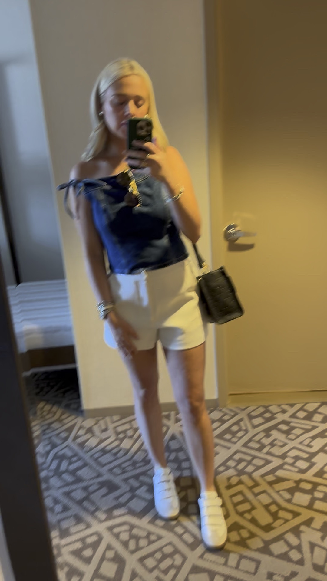 OOTD for NYC!! 🏙️💋

My top is sold out but I linked a few that are very similar!!!

Bag is the Louis Vuitton On the Go (couldn’t link)!

#LTKSeasonal #LTKTravel #LTKxVICI