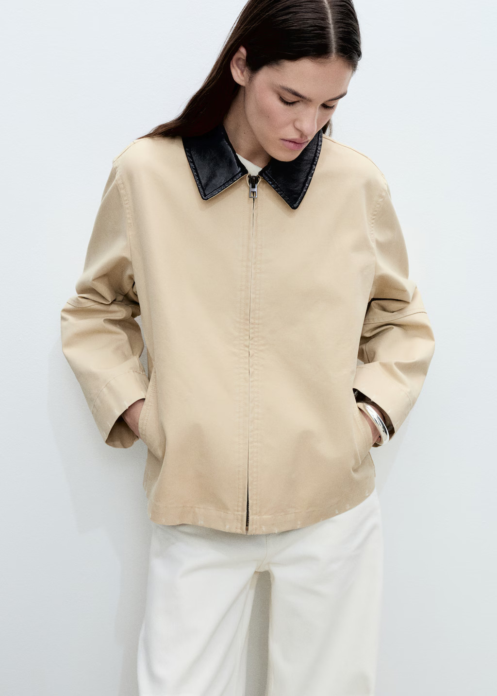 Cotton jacket with contrasting collar - Women | MANGO United Kingdom | MANGO (UK)