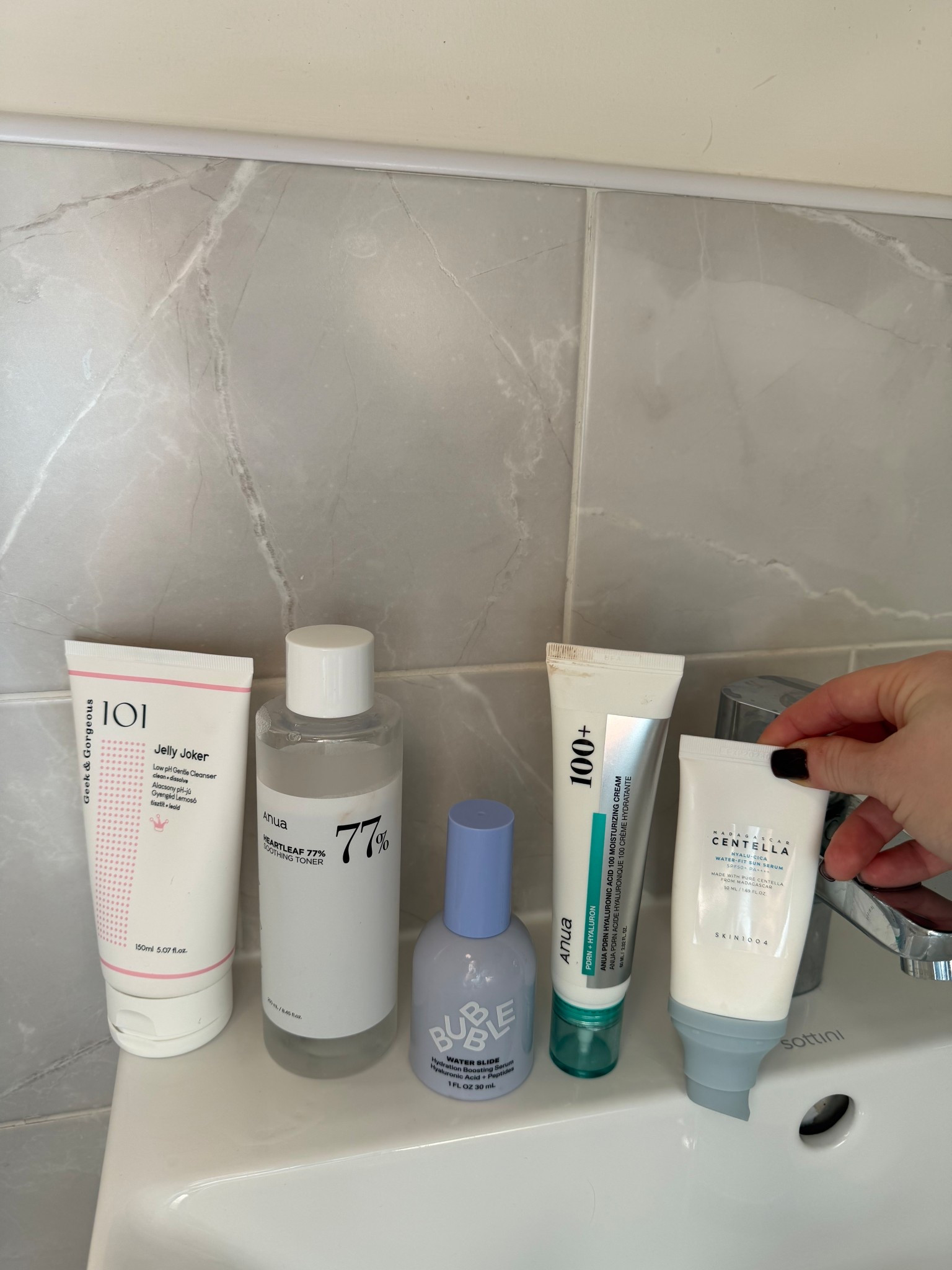 My morning #2 routine: glowy, hydrated, everyday 🫧✨

Acne prone 
Acne prone skin
Skincare routine 
Hormonal acne 

#LTKuk #LTKspring #LTKbeauty