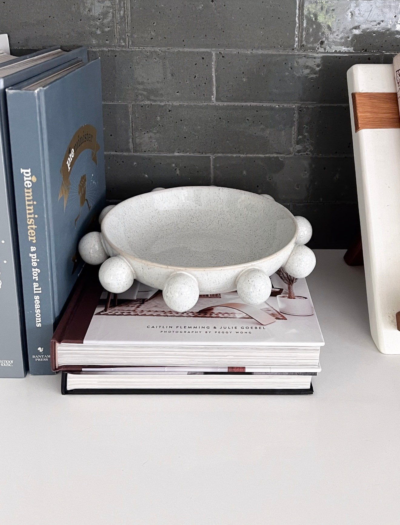 The Lulu & Georgia President's Day sale ends tonight! 

Home decor, accessories, lighting, rugs, furniture and more -- linking my top picks for a home spring refresh!  


#LTKHome #LTKSeasonal #LTKSaleAlert