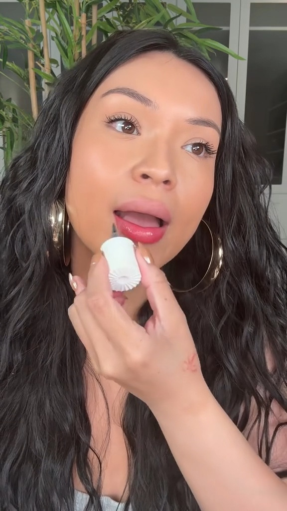 The perfect flush of colour for the lips and cheeks 

#LTKSeasonal #LTKHolidaySale #LTKbeauty