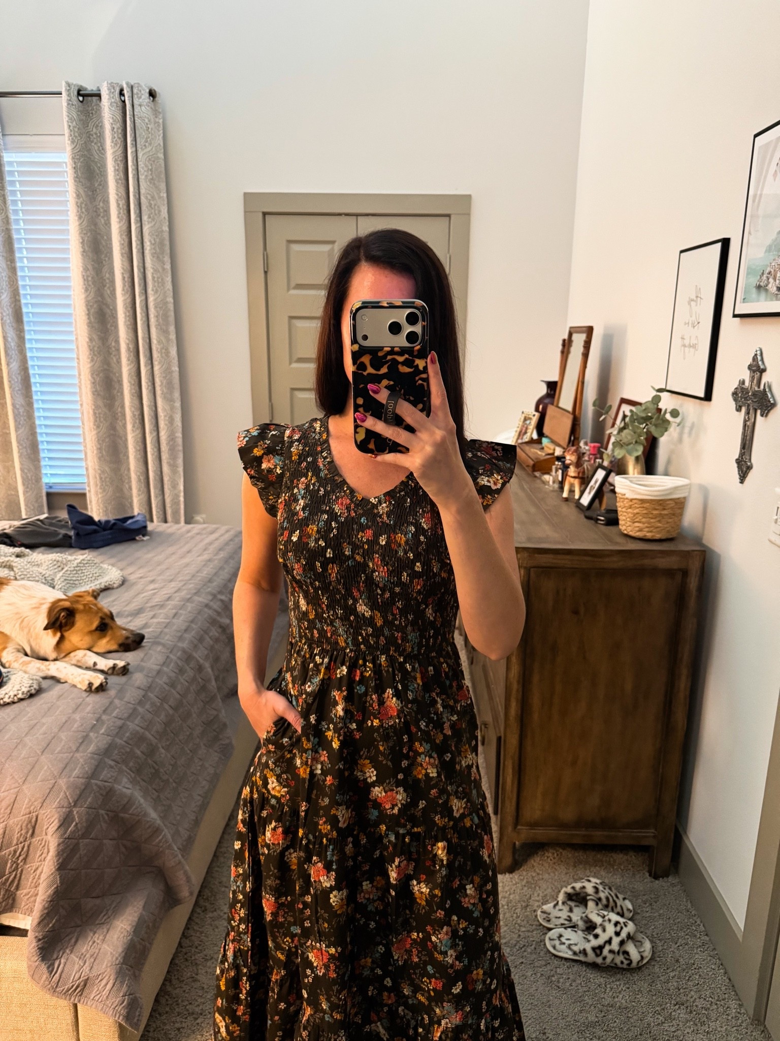 Amazon // floral dress // fall ootd // Amazon fashion finds // under $50 // fall dresses // dresses // brown dress // maxi dress // Amazon finds