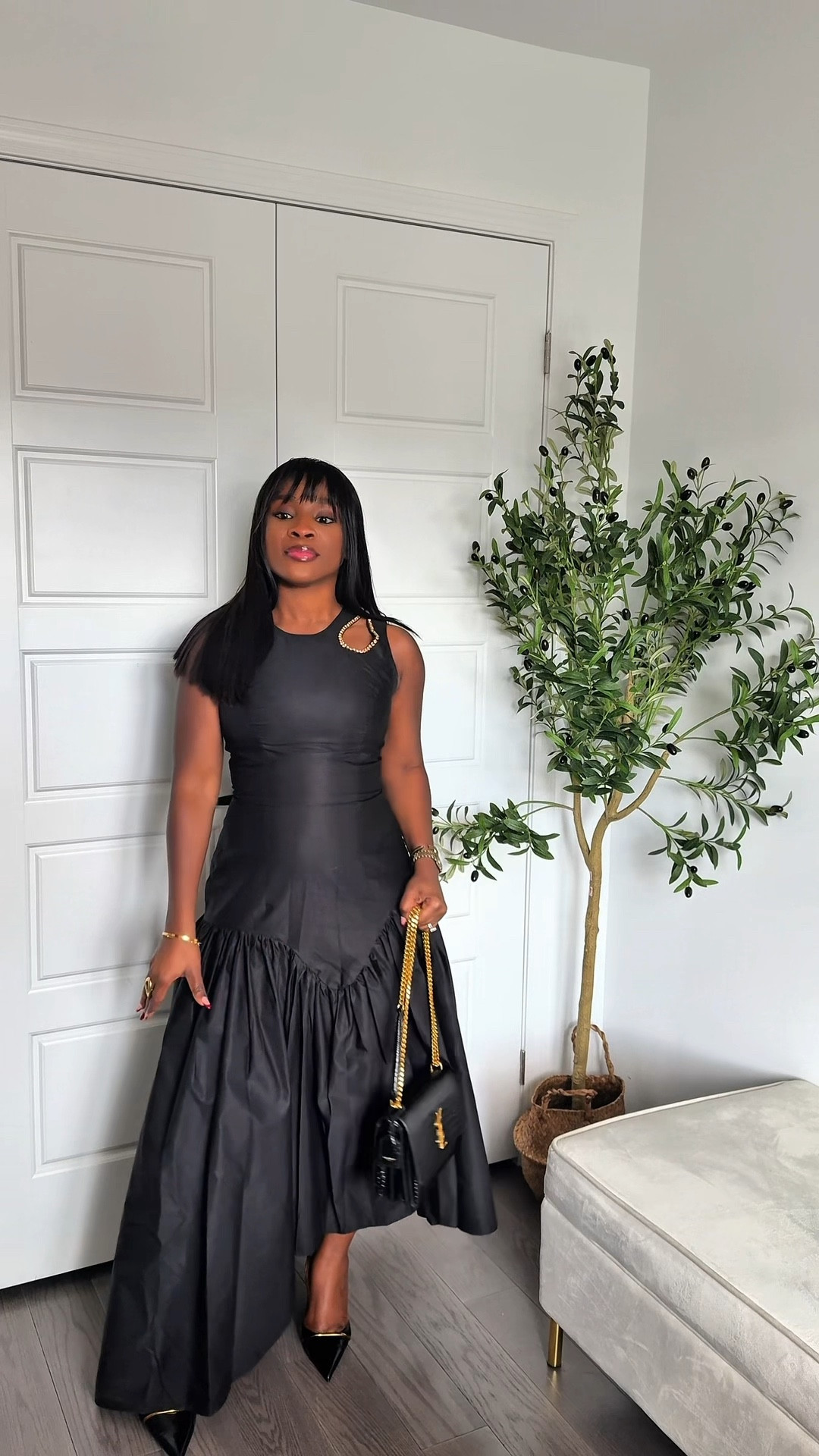 Church OOTD🖤🖤🖤 Black is always a good idea. Perfect for the holidays.
Dress from @diamonddropss on IG, Shoe is Zara

#LTKdresses #LTKstyletip #LTKholiday