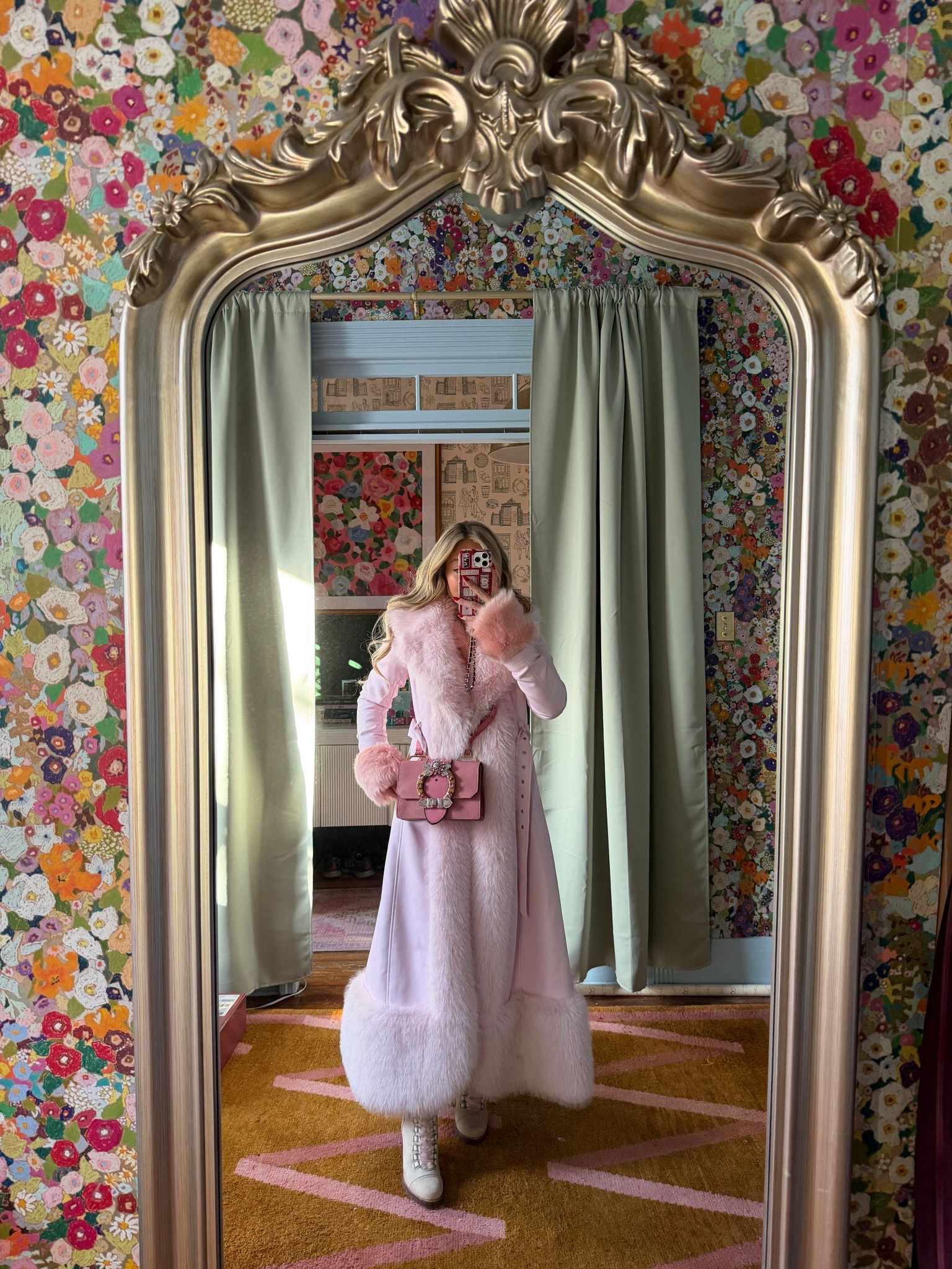 build a chilly winter day outfit for outdoor Christmas village shopping and ice skating with me! 🩷❄️⛸️

#LTKgrwm #LTKootd #LTKSeasonal