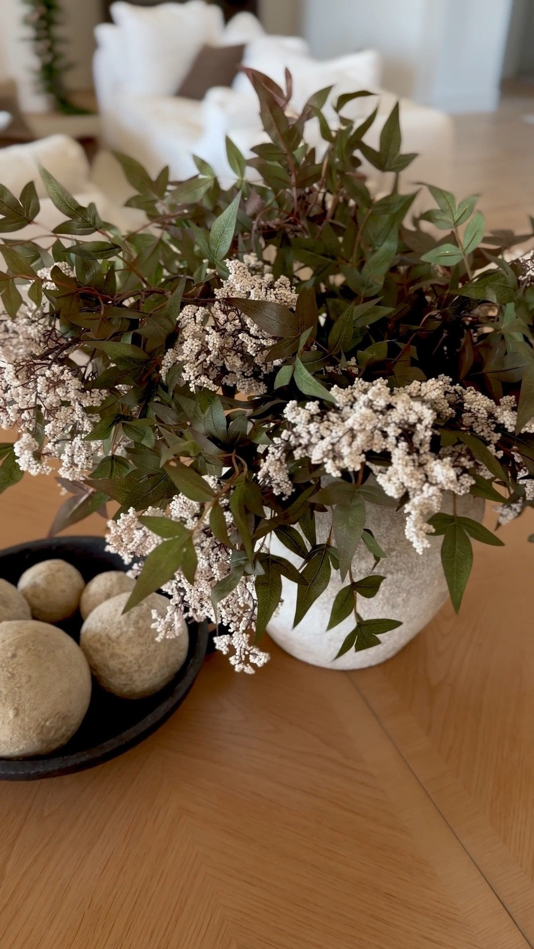 Obsessed with these white berry stems 🤍

#homedecor #fauxstems #springdecor

#LTKSaleAlert #LTKHome