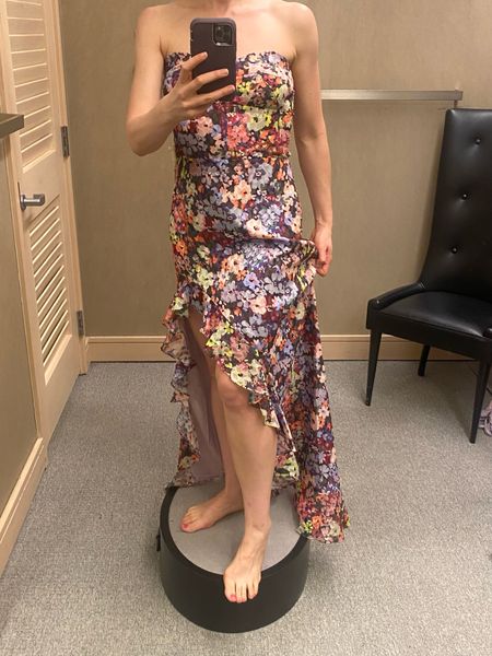 Say hello to the best summer and fall wedding guest dress! Wearing size medium

Floral dress, floral wedding guest dress, garden wedding dress, high low dress, formal dress with ruffles

#LTKU #LTKFind