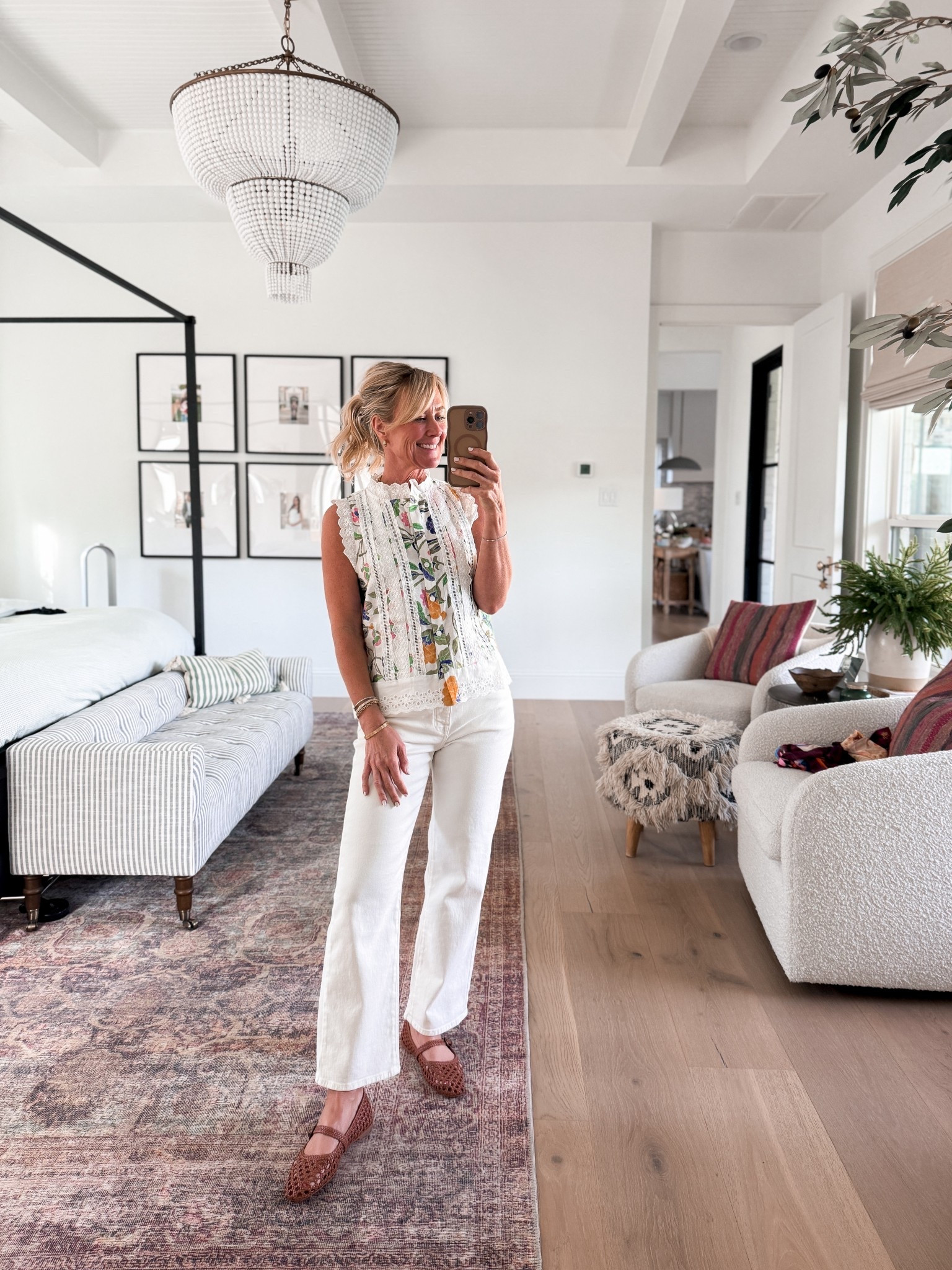 When you wake up to 80-degrees OOTD

top: xs (runs big)
jeans: 25 (runs big, sized down)
shoes: size down half 

#LTKgrwm #LTKOver40 #LTKootd