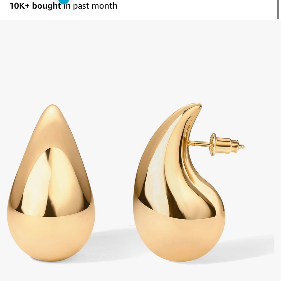 Trendy earrings. I have a pair of these too. ☺️

#LTKHoliday #LTKGiftGuide #LTKSaleAlert