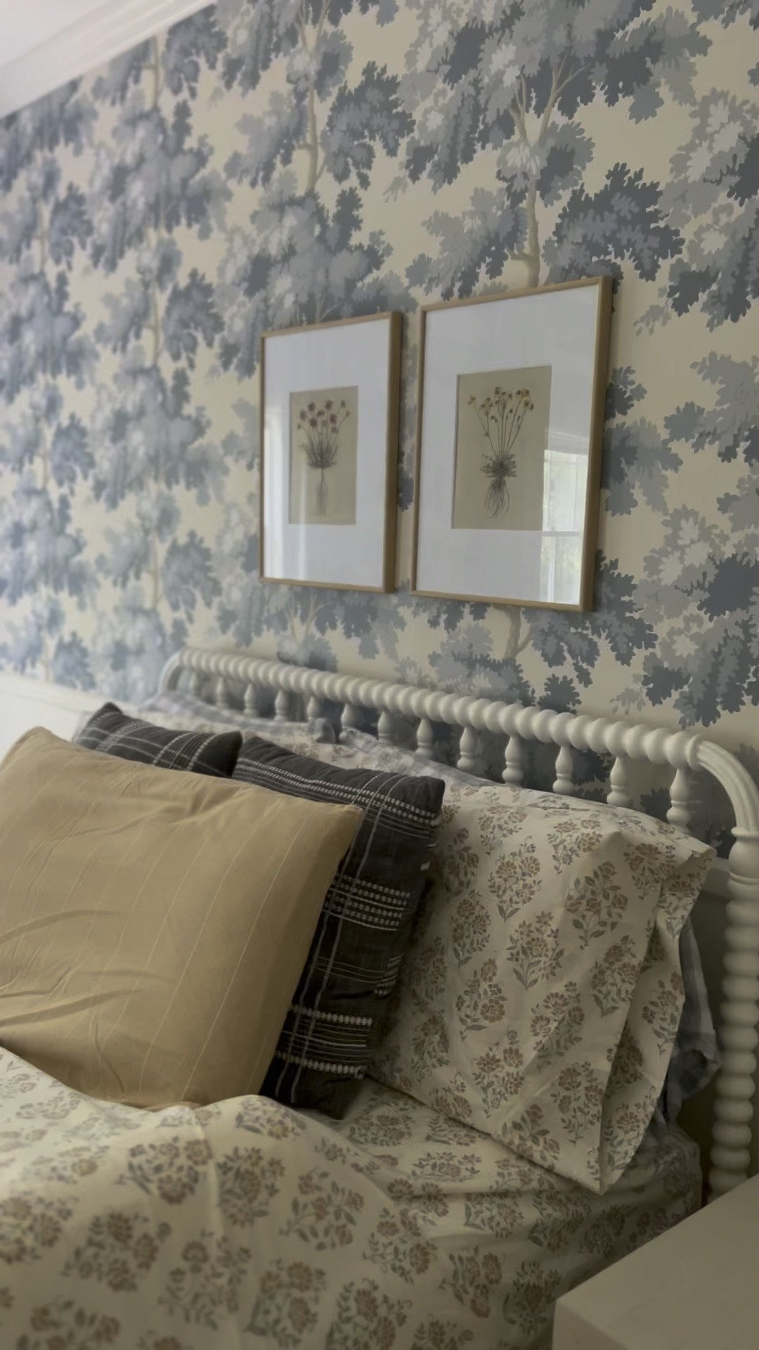 Raphael blue, sandberg wallpaper, spindle bed, neutral, blue, powder blue, coastal, taupe, beige, oak, receded dresser, girls room 

#LTKKids #LTKHome #LTKStyleTip