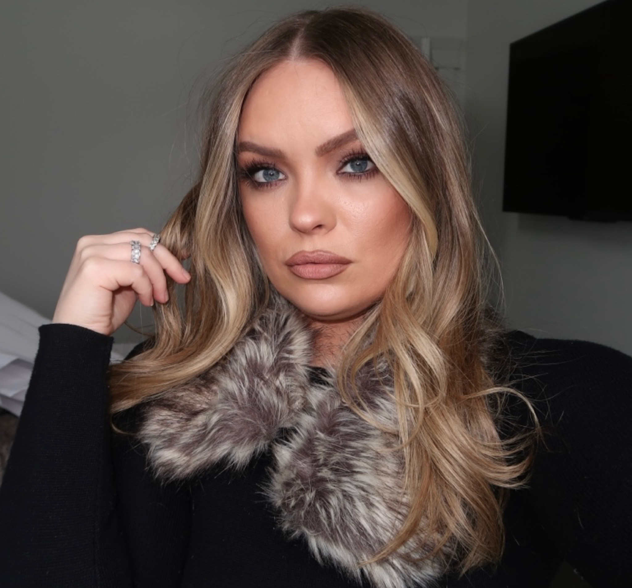 Mob wife aesthetic vibes 🖤

Use briannafox for 10% off Miranda Frye jewelry ✨

#LTKMostLoved #LTKbeauty #LTKstyletip