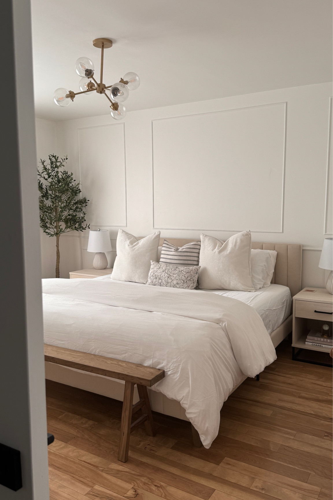 Pillows from Urban Barn & wooden bench from Zara. #LTKxWayday