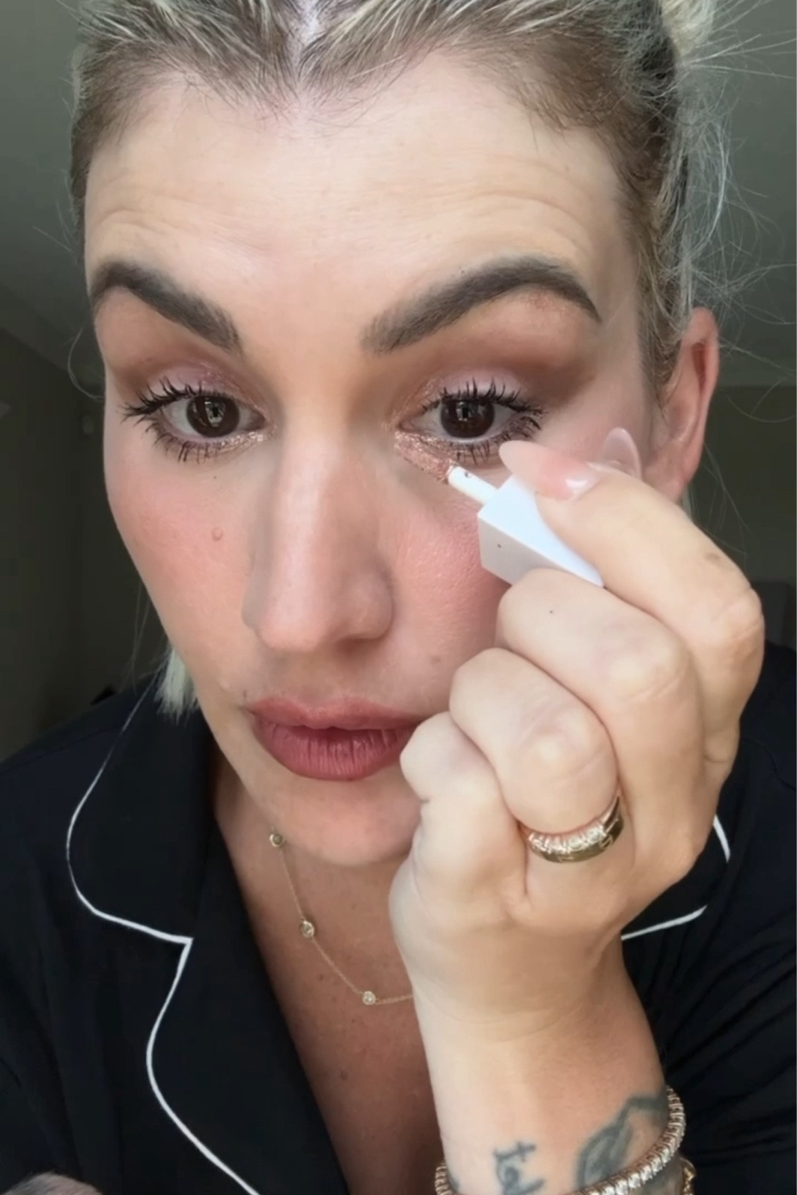 Affordable shimmer I use on my eyes!

#LTKSaleAlert #LTKBeauty #LTKStyleTip