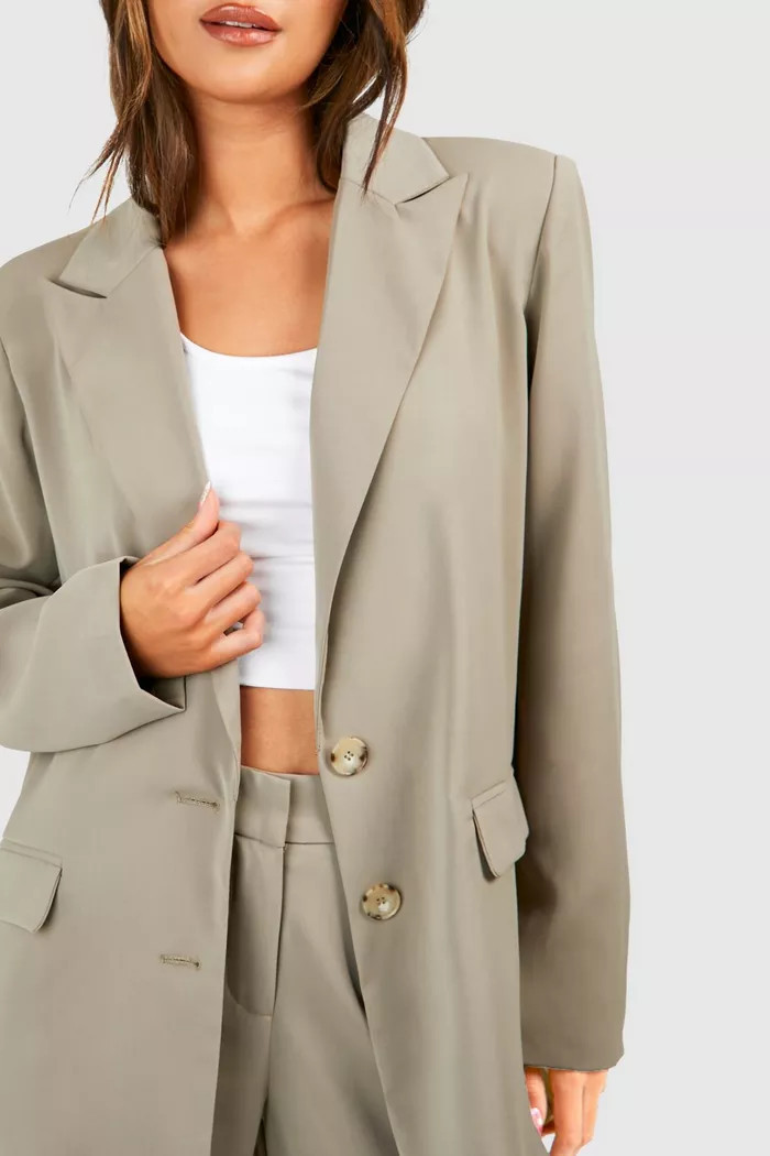 Split Back Relaxed Fit Blazer | Boohoo.com (UK & IE)