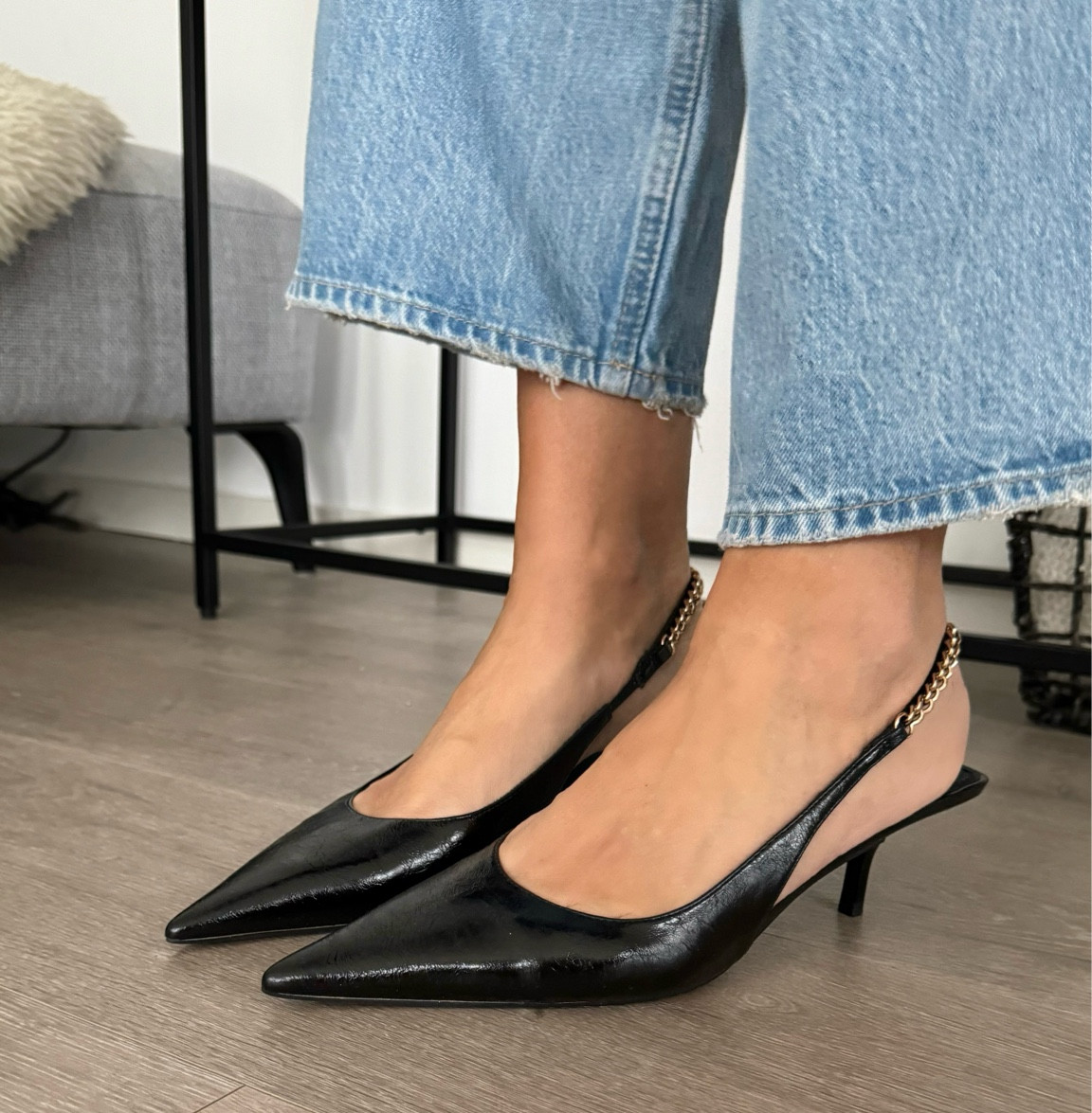 Sharp Slingpumps

#LTKshoecrush #LTKSeasonal #LTKfindsunder100
