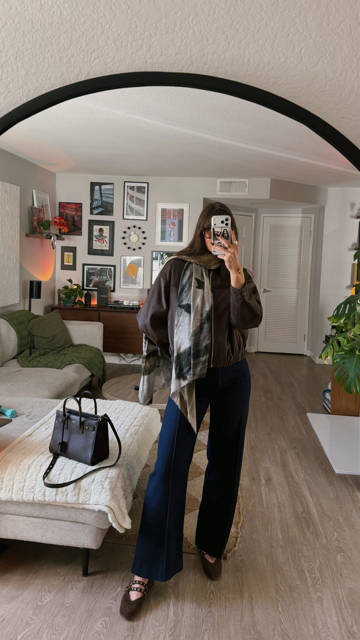 Jacket & jeans are Zara! 
Tried to link similarr