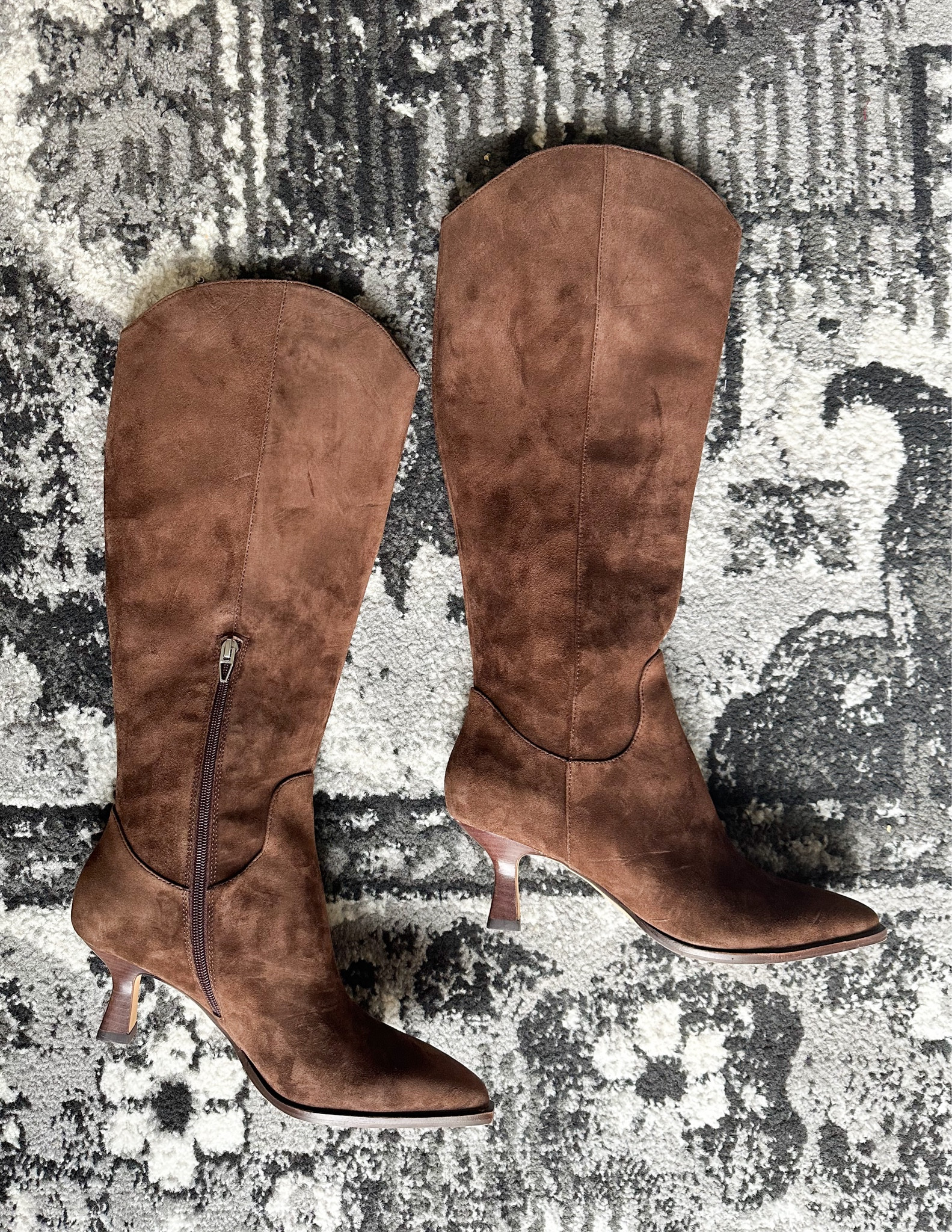 My favorite boots from the Nordstrom Sale! Fit TTS!

Nordstrom Anniversary Sale 2024! 🎉👢🧥

Sunglasses / boots / booties / Nordstrom sale/ jacket / coats / jeans / knee high boots / sweater dress / wedding guest dress / fall outfit / fall fashion / workout clothes / Nike / Steve Madden boots / fall dress / barefoot dreams cardigan / barefoot dreams blanket / blazer / trench coat / sweaters / western boots / work wear / NSALE 2024 / mules / Spanx faux leather leggings / activewear /tall boots / Nike / Zella / on cloud sneakers / free people / summer dress / Kate spade / coach

#LTKSaleAlert #LTKShoeCrush #LTKxNSale