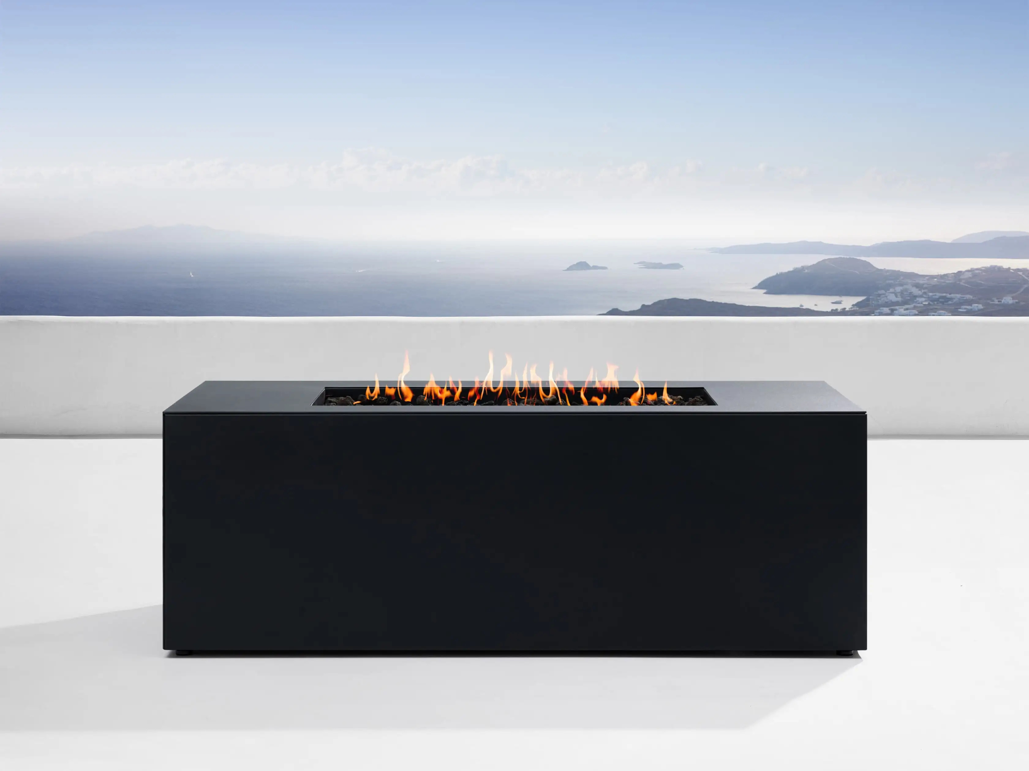 Coden Rectangular Natural Gas Fire Pit | Arhaus