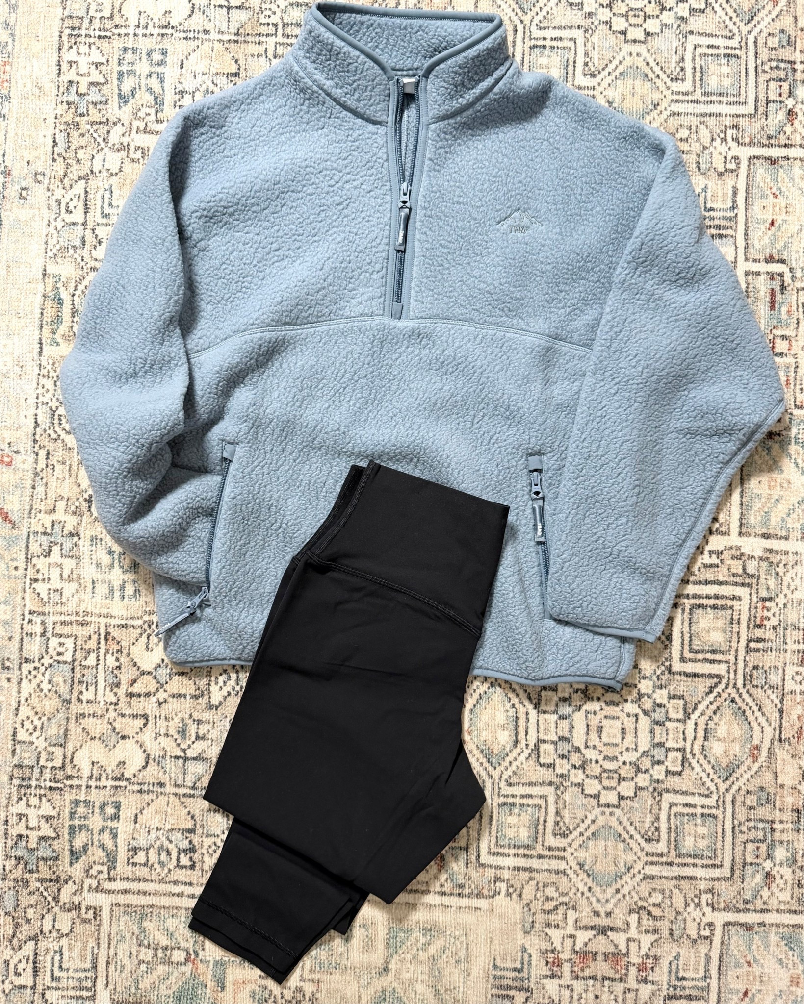 😍 Aritzia Black Friday is live! Shop early because colors backorder fast! They have the most amazing Sweatfleece sets in lots of color and style options,  absolute favorite leggings & flares (Butter Cheeky), my favorite cotton tee (Function), awesome Fleece jackets + their viral Superpuff coat! (I have a vest I get to wear maybe twice a year in FL 😂) you really can’t go wrong!

#LTKSaleAlert #LTKCyberWeek #LTKFindsUnder100