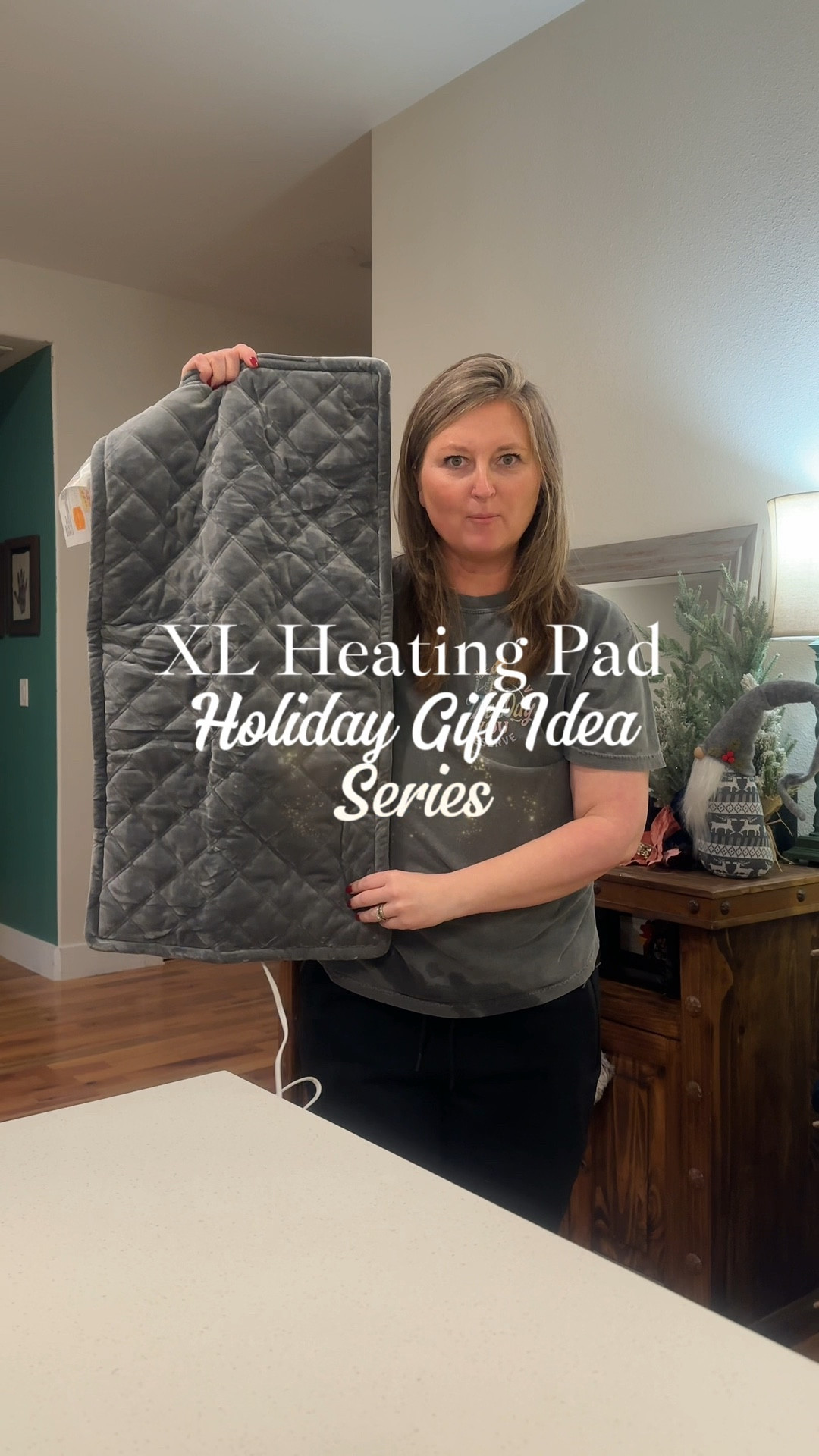 Holiday Gift Idea XL Heating Pad 😎 This would make a great gift exchange or stocking stuffer gift 

#LTKGiftGuide #LTKVideo #LTKSeasonal