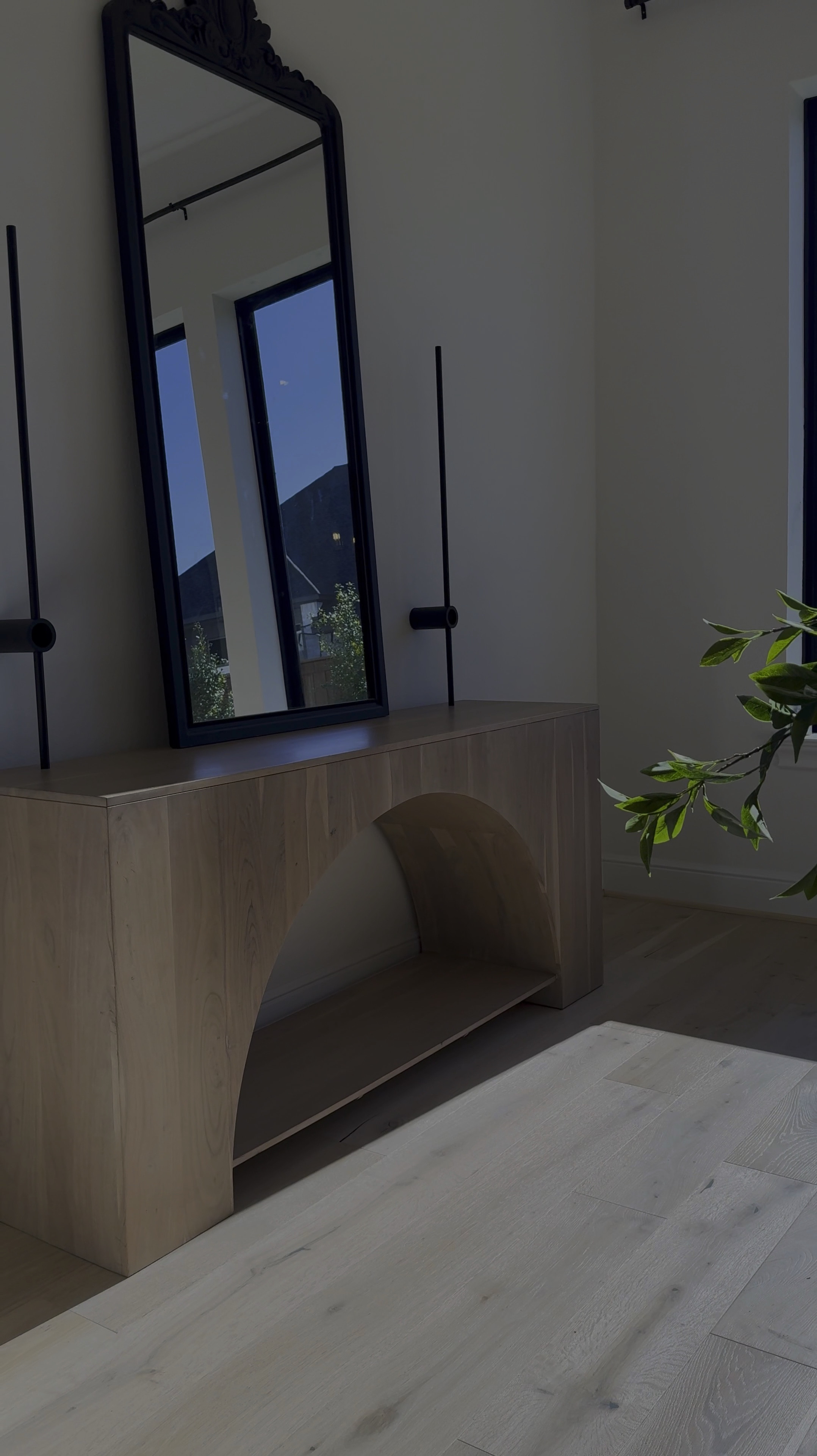 Wanted to share with you this STUNNING console I found! I mean take a look! Still trying to figure out exactly how to style it but it’s a KEEPER! ☺️

Shop below! 🫶🏽

#LTKstyletip #LTKsalealert #LTKhome