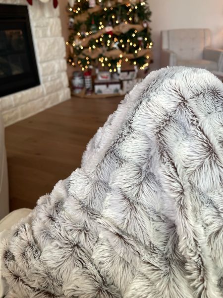 My favorite COZY throw is on sale!!! These make GREAT gifts!! I have the brown/cream. It’s more of a gray cream.

#LTKSeasonal #LTKHoliday #LTKGiftGuide