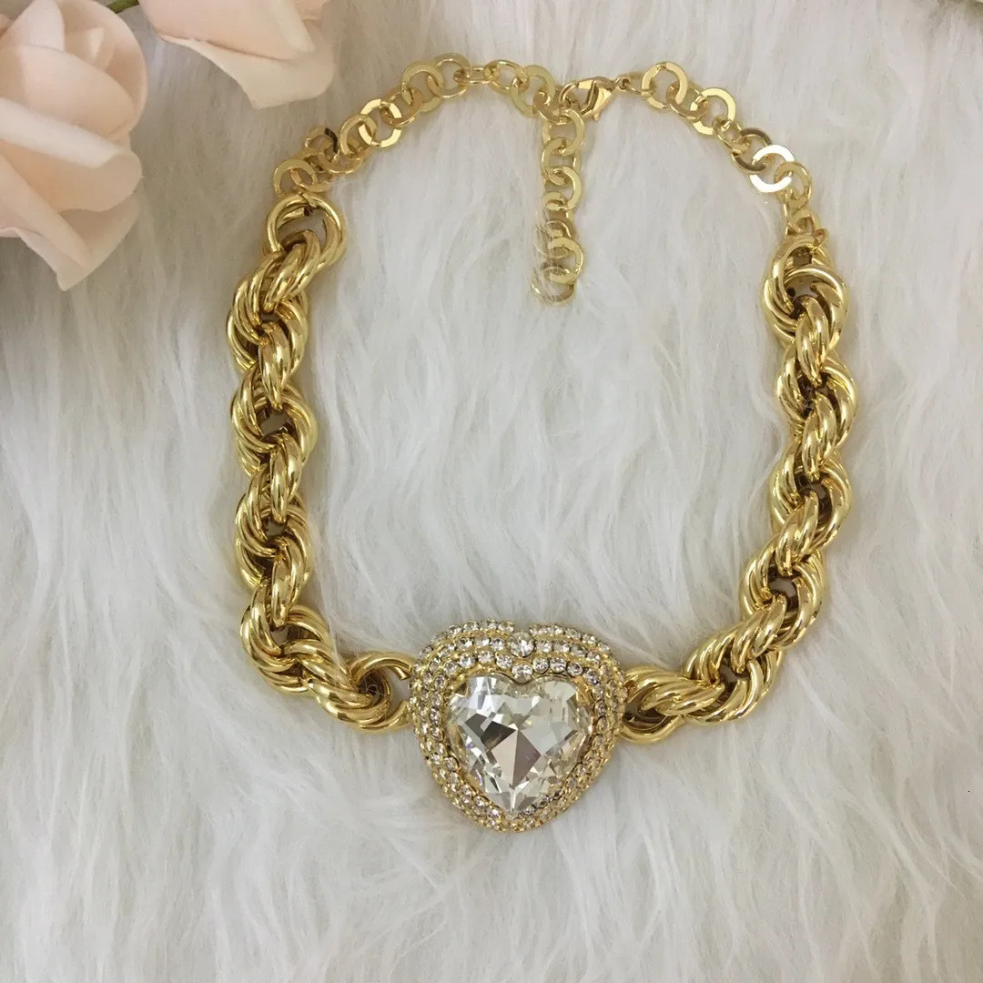 Best Selection of Choker Earrings Gothic Choker Necklace And Earrings Set: Black Heart Pendant, A... | DHGate