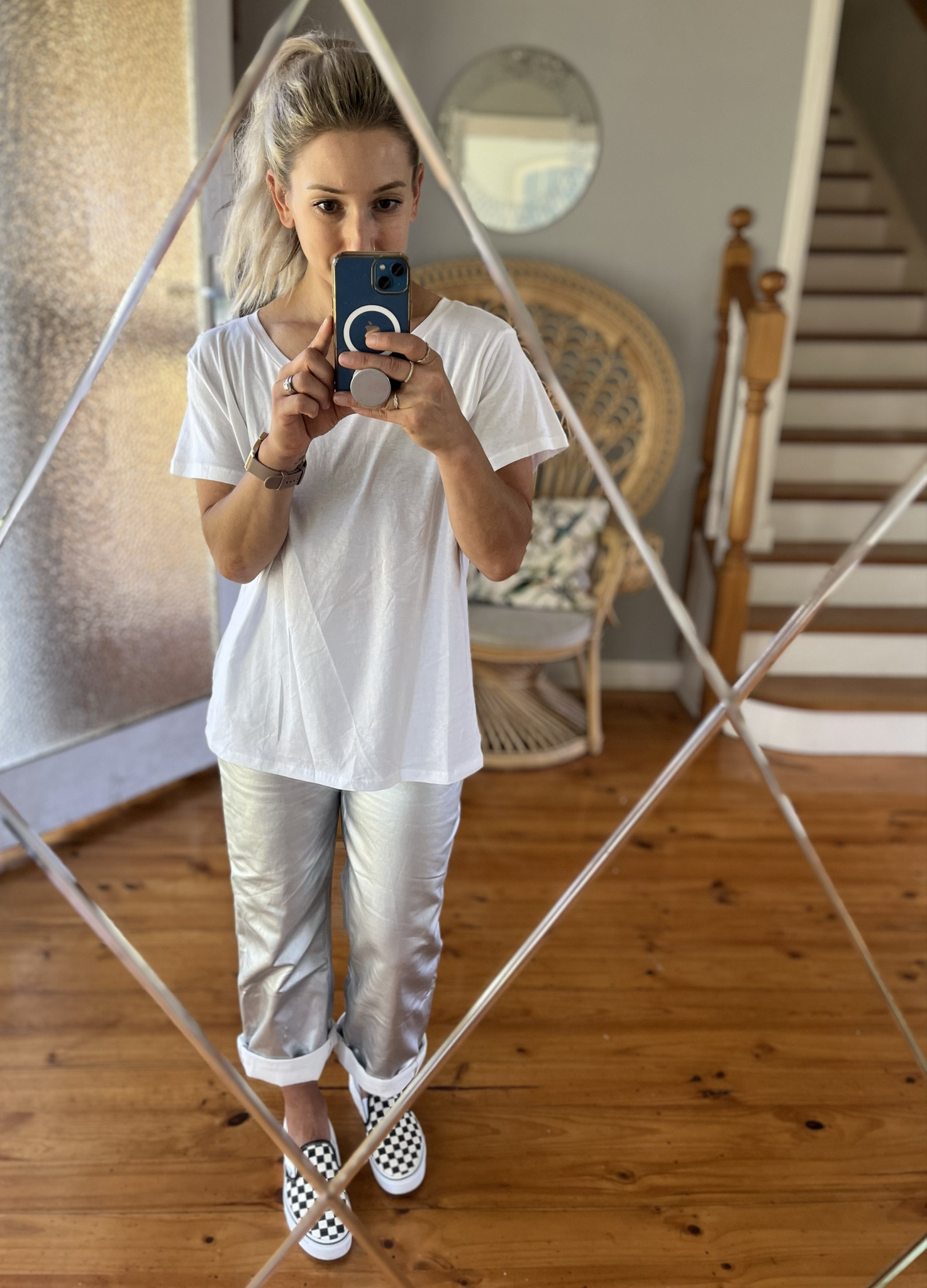 I have the jeans cuffed but have linked the exact ones I have on. 

Weekend, mum outfit, silver jeans, metallic jeans, coated jeans, minimal, street stylee

#LTKfindsunder50 #LTKaustralia #LTKover40
