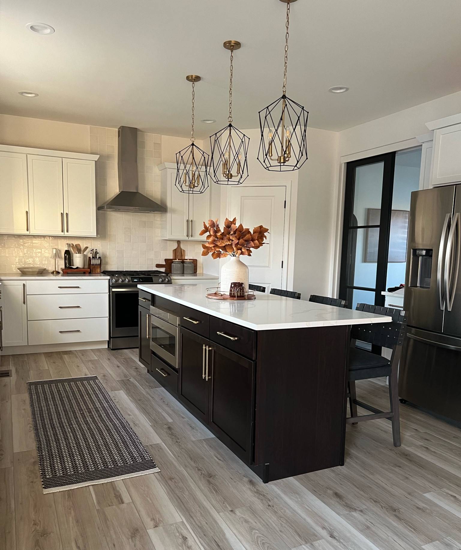 Kitchen lighting, counter top decor 


#LTKFallSale #LTKHome #LTKFindsUnder50