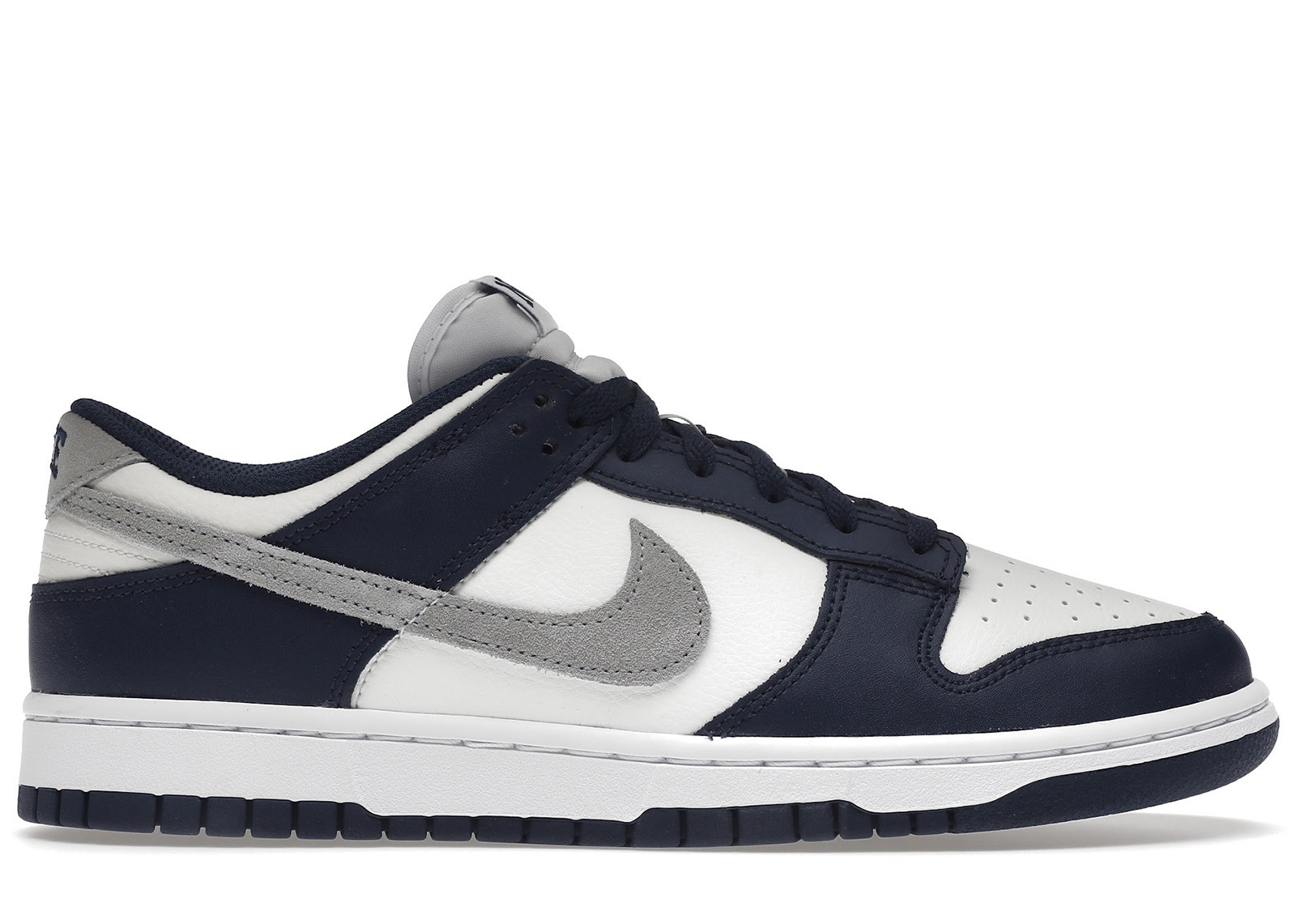 Men's Nike Dunk Low Sneakers in Midnight Navy Blue/Light Smoke Grey/Summit White | StockX