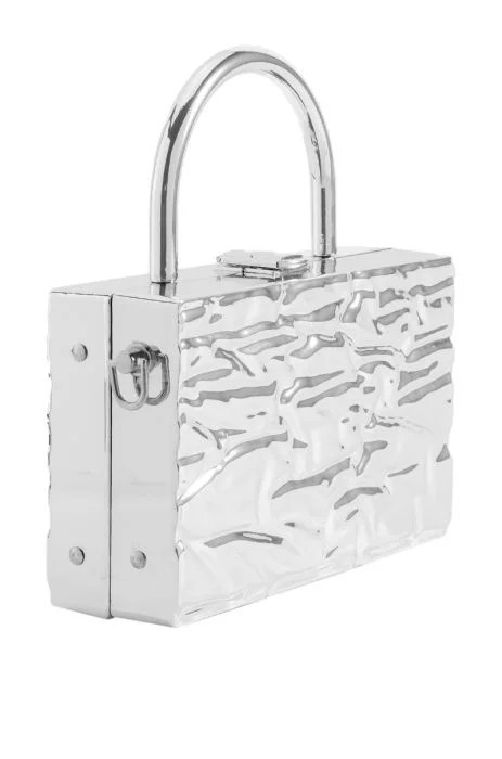 TO THE TOUCH CHROME TOP HANDLE PURSE IN SILVER | AKIRA