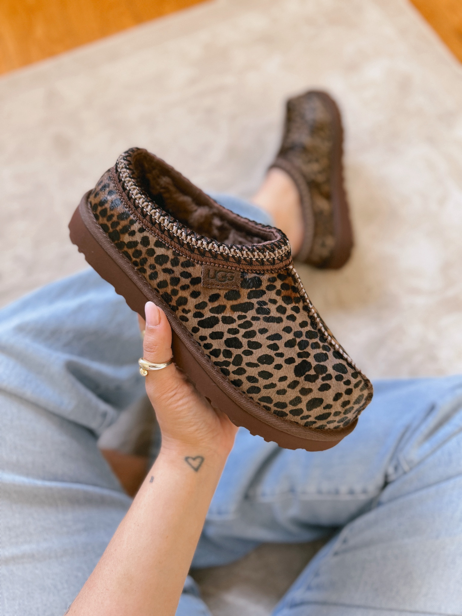LEOPARD UGGS!! The shoe of the fall.. I went with my true size and they fit great, if anything size up! 

#LTKStyleTip #LTKShoeCrush #LTKSeasonal