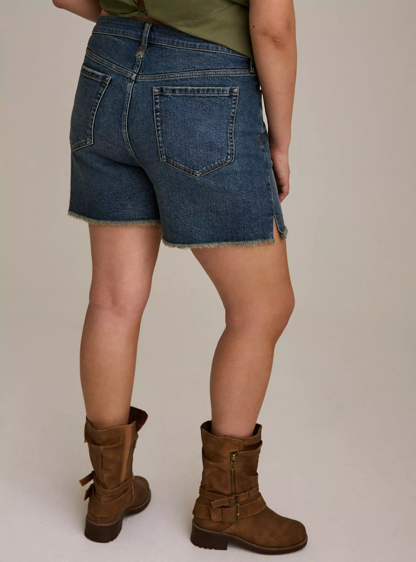 Festi 5'' High-Rise Relaxed Denim Short | Torrid (US & Canada)