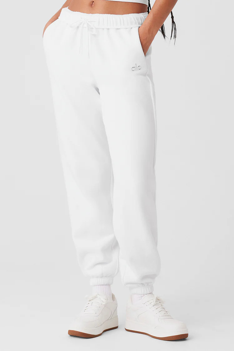 Accolade Sweatpant - White | Alo Yoga (US)