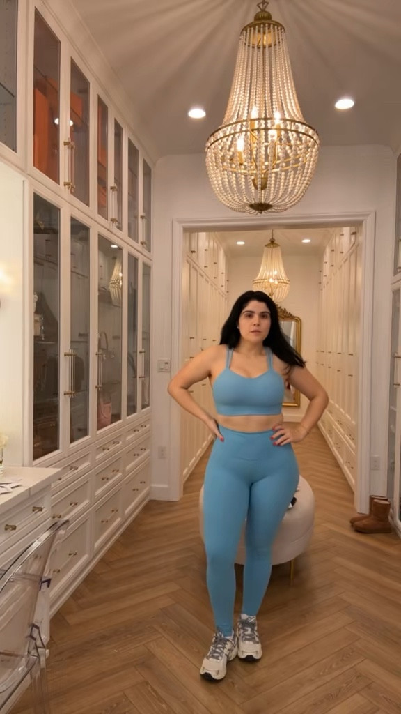 Lululemon haul 
Activewear 
Lululemon 
Workout clothes 

#LTKHoliday #LTKdayinmylife #LTKGiftGuide