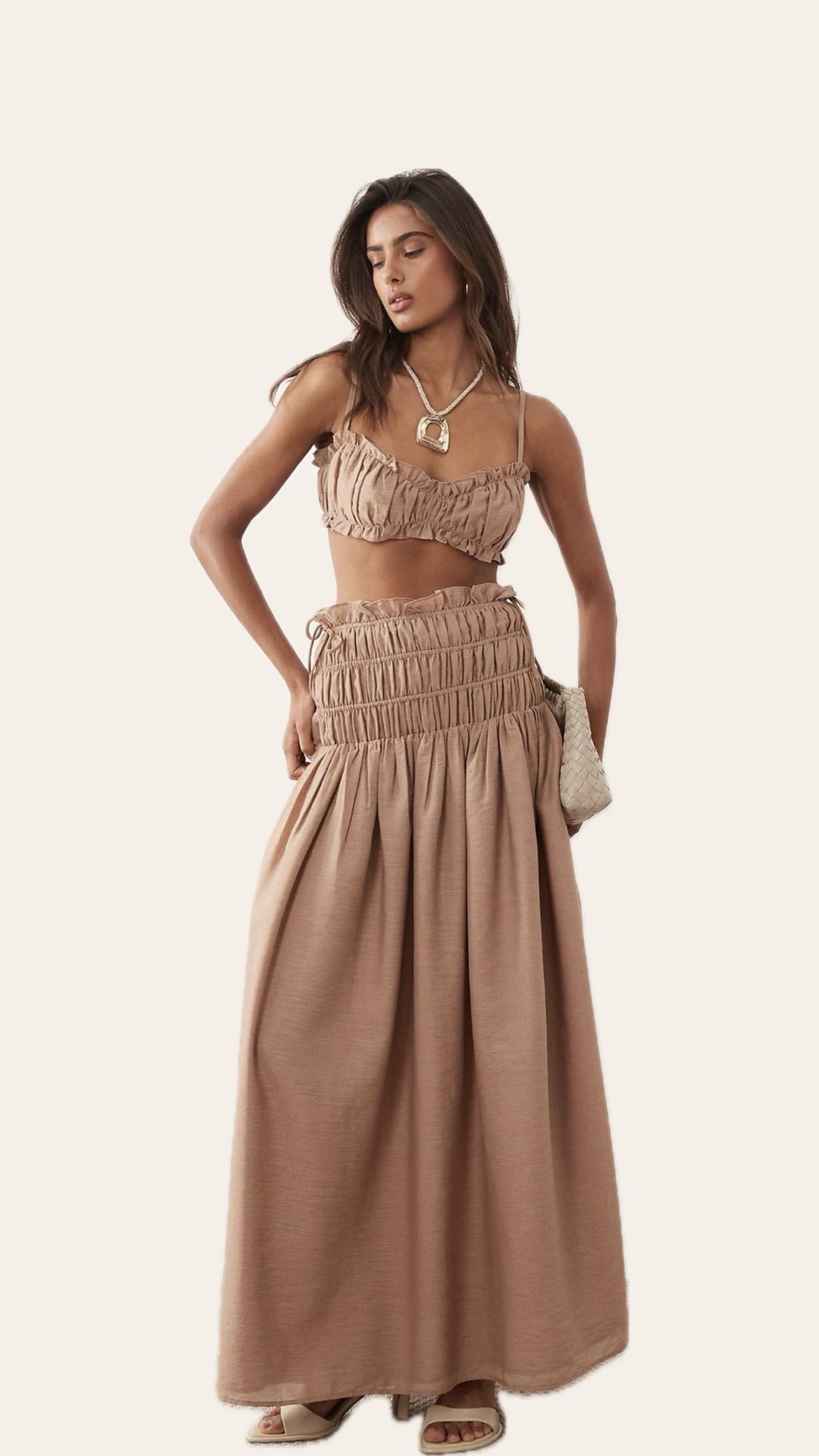 SUCH a cute set for vacation!

Spring style. Style inspo. Outfit. Outfit idea. Skirt set. Matching set. ASOS. Resort wear. Vacation outfit  