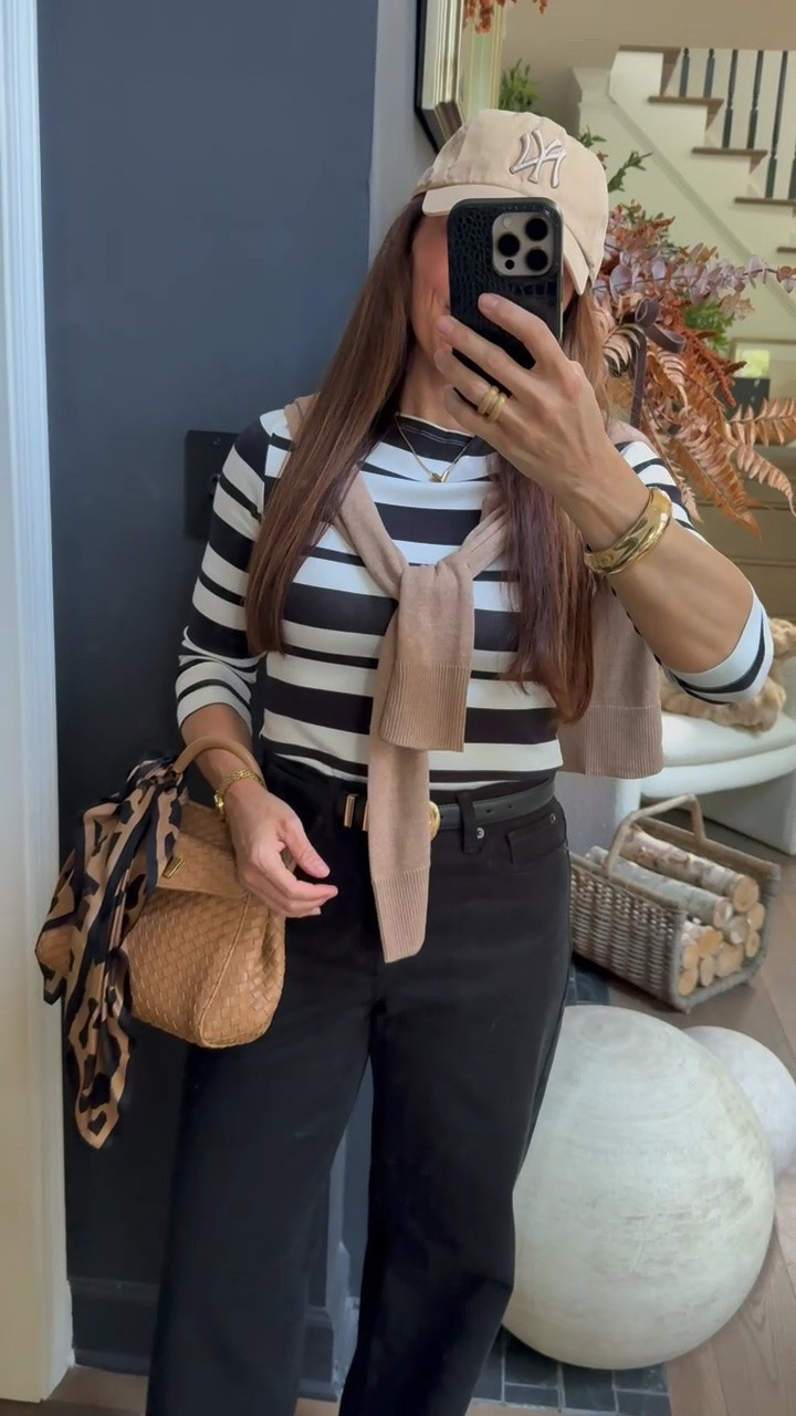 Fall fashion is officially BACK and can we talk about the fact that this entire look is AMAZON?! The cozy knit, the belt, the woven bag… ALL Amazon finds!!! I love finding pieces that look and feel so elevated without the designer price tag. Eeeep!!

#LTKootd #LTKSeasonal #LTKOver40