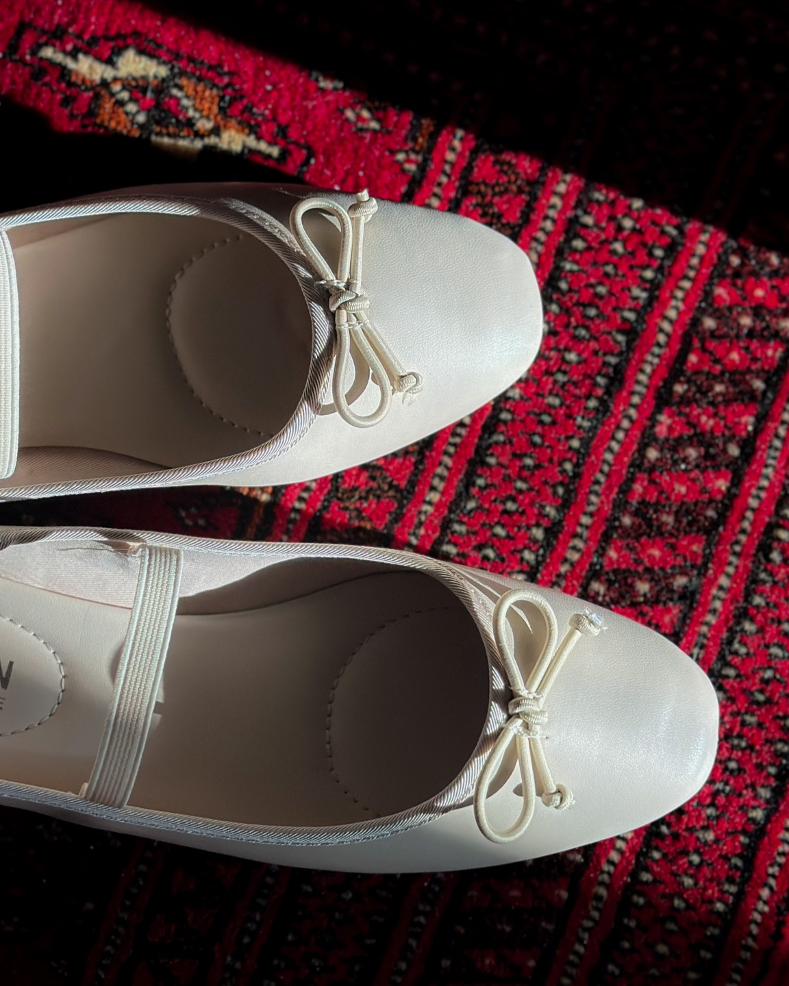 these ballerina flats are just lovely
perfect for day to day, work and everything in between 

#LTKStyleTip #LTKFindsUnder50 #LTKShoeCrush